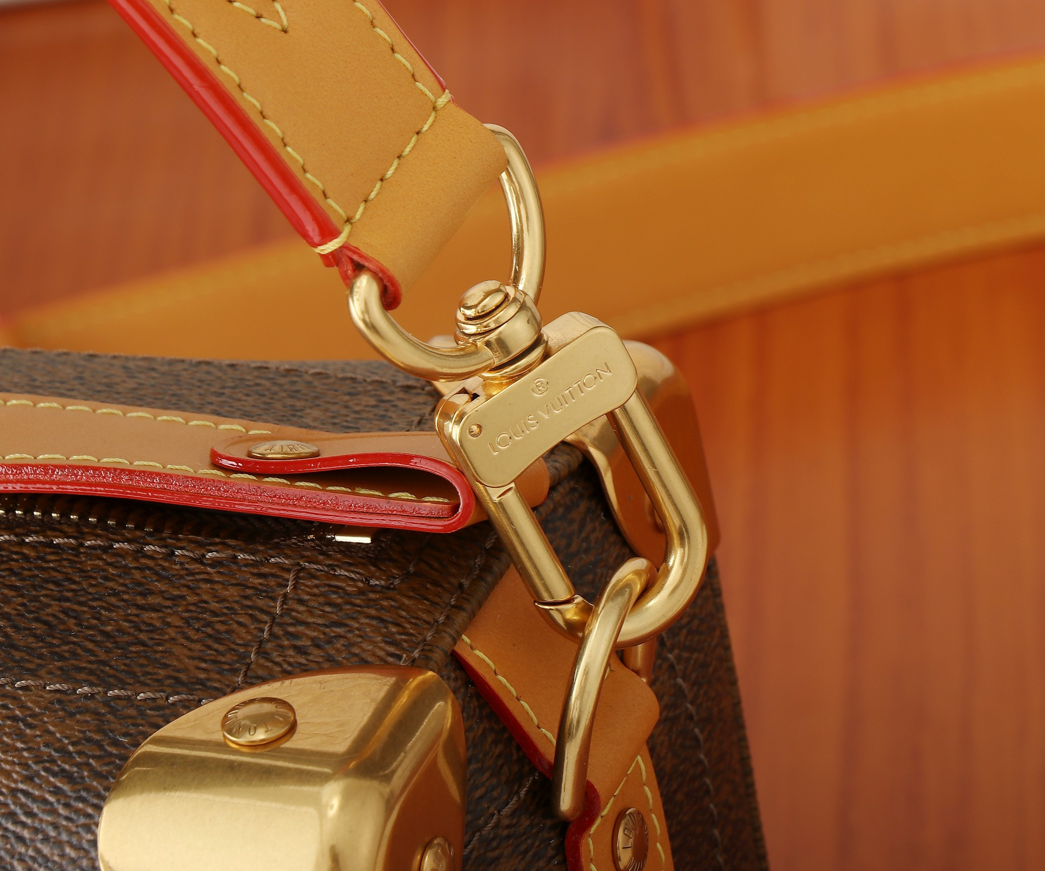 LV Soul Trunk East West M11536 29x17.5x10CM