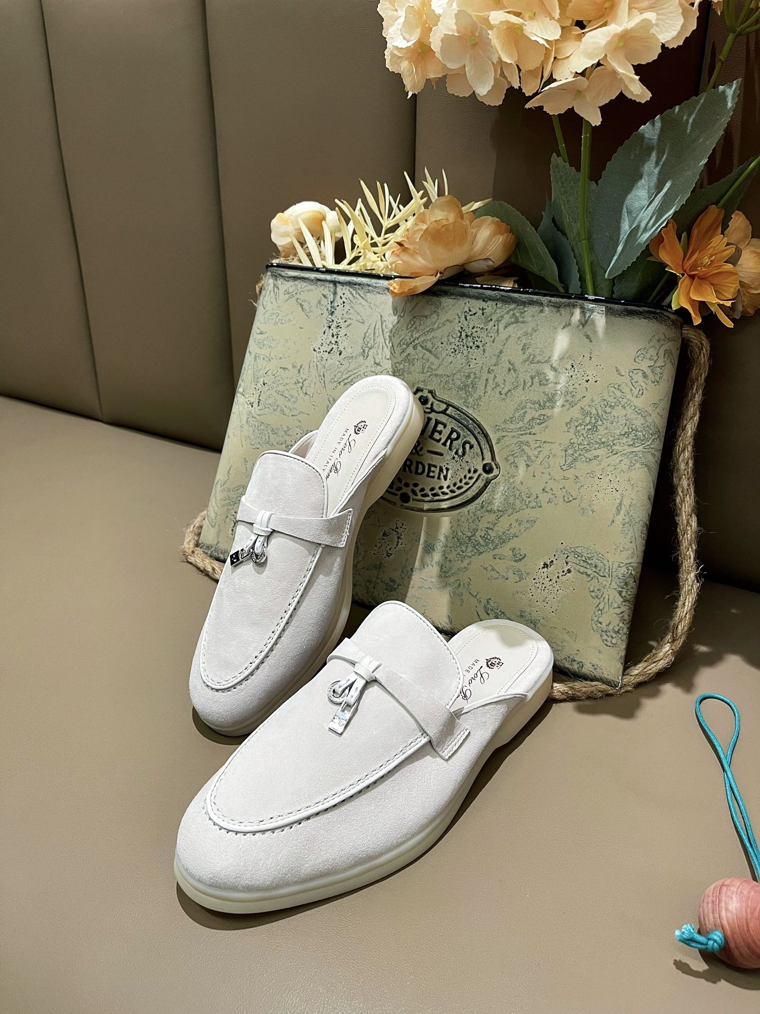 ua L**o p*ana babouche charms walk loafers