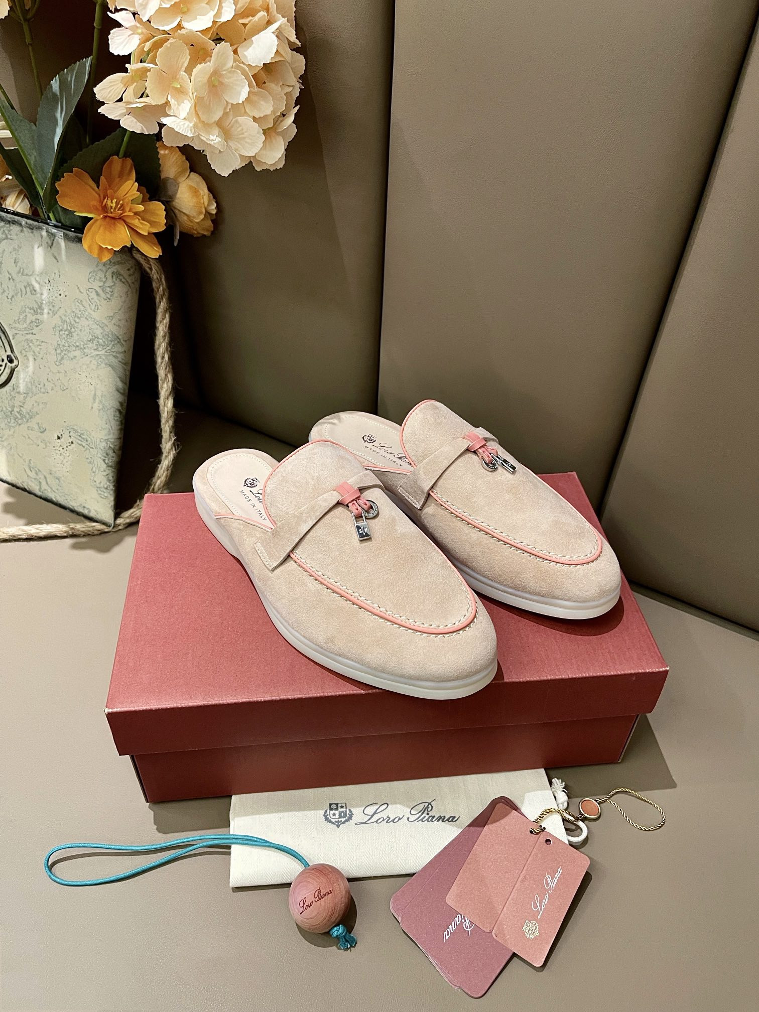 ua L**o p*ana babouche charms walk loafers