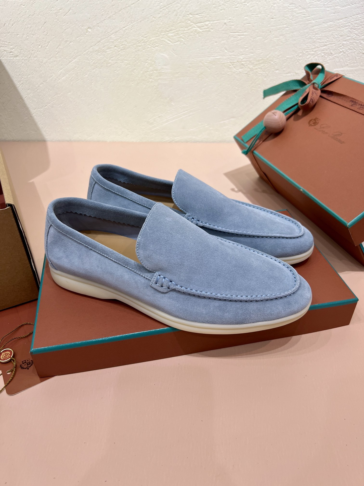 ua L**o p*ana summer walk loafers