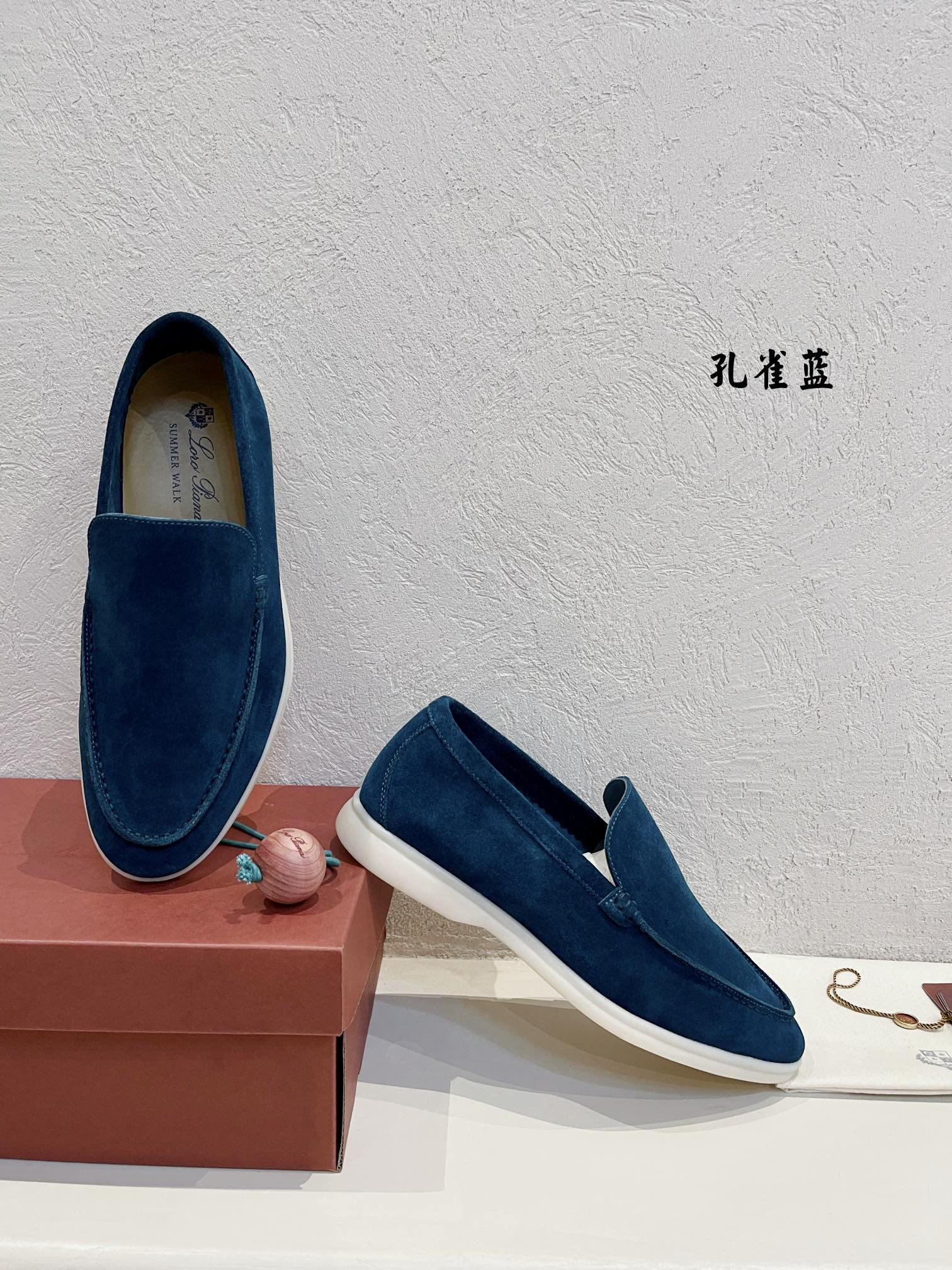ua L**o p*ana summer walk loafers