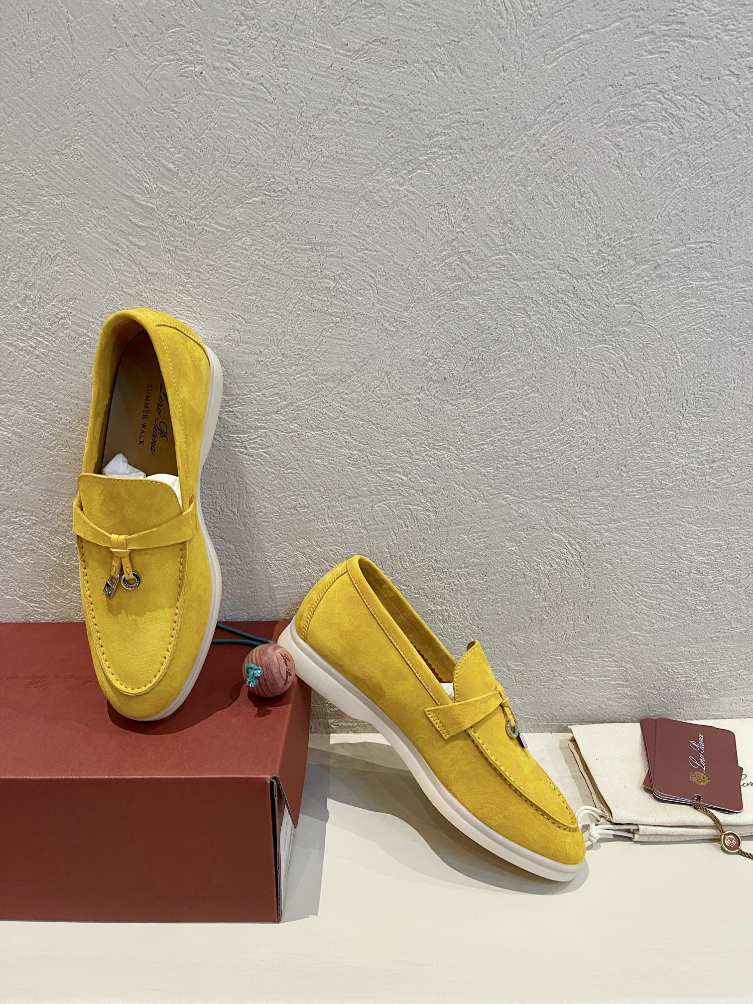 ua L**o p*ana summer charms walk loafers