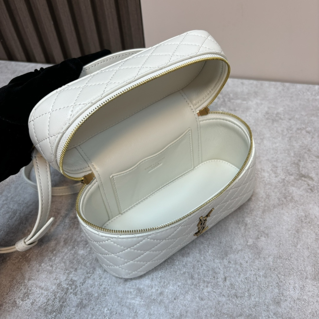 Y*L gaby vanity bag in lambskin 18 x 11 x 6.5 cm