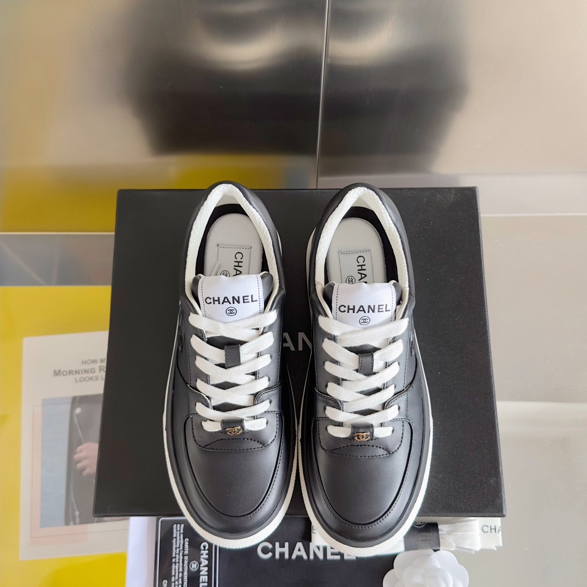 ua Ch*el sneaker