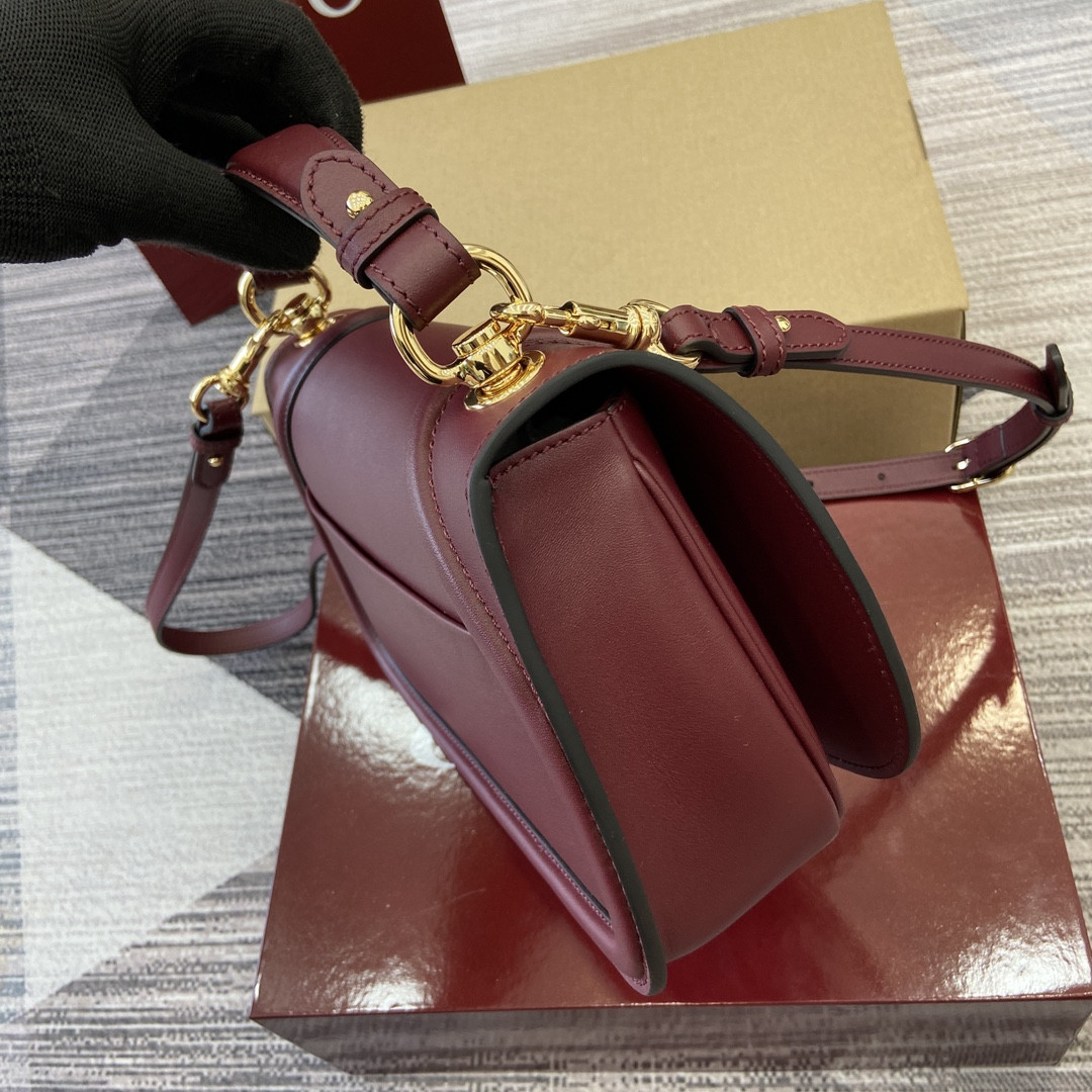 G*u*i blondie medium top handle bag 27x 17x 7cm