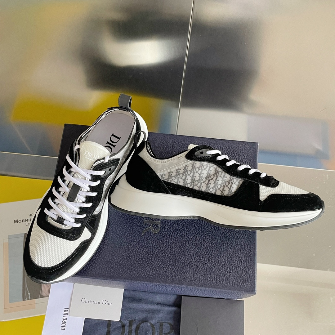 ua D*or b25 runner sneaker