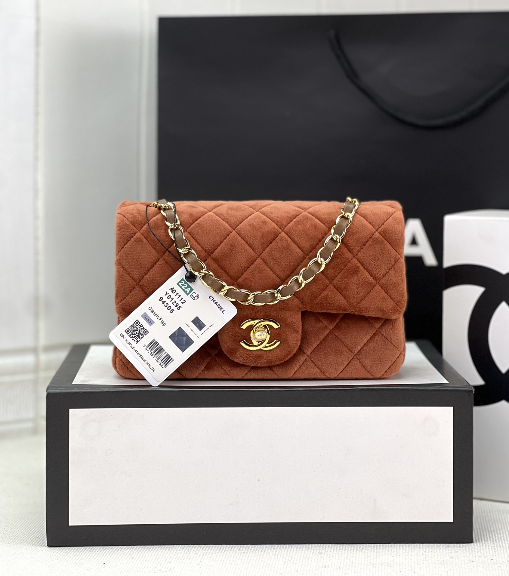 Ch*el classic flap bag 20cm