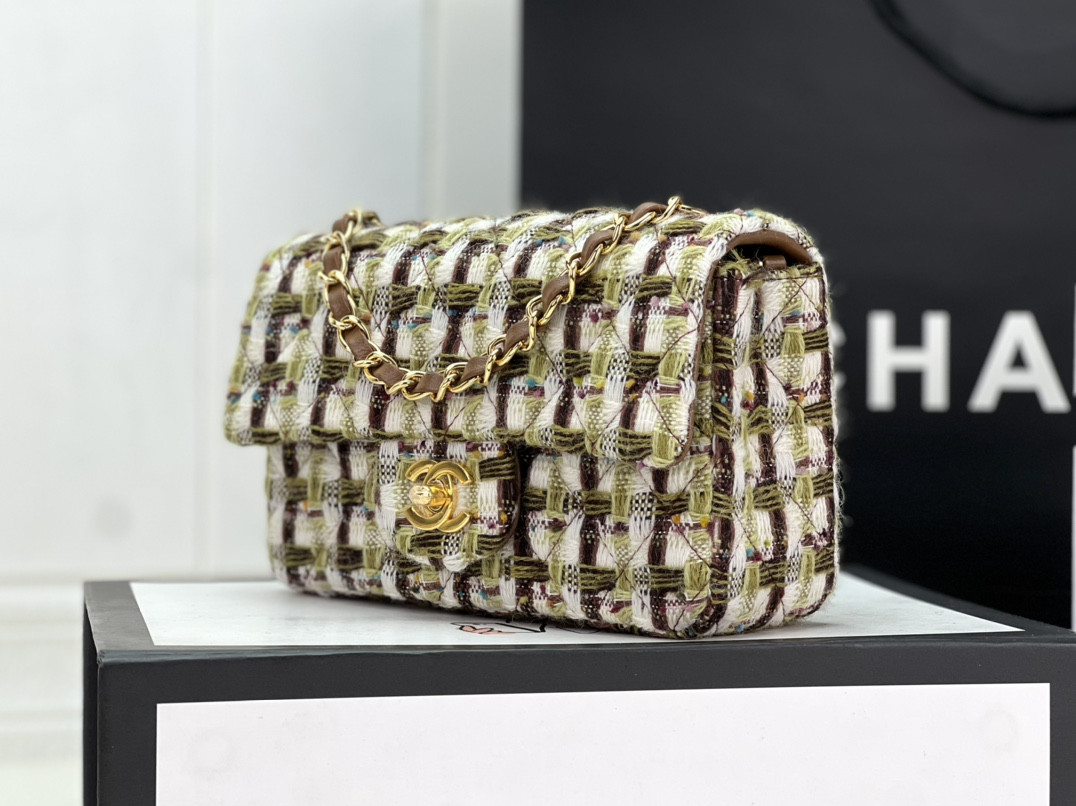 Ch*el classic flap bag 20cm