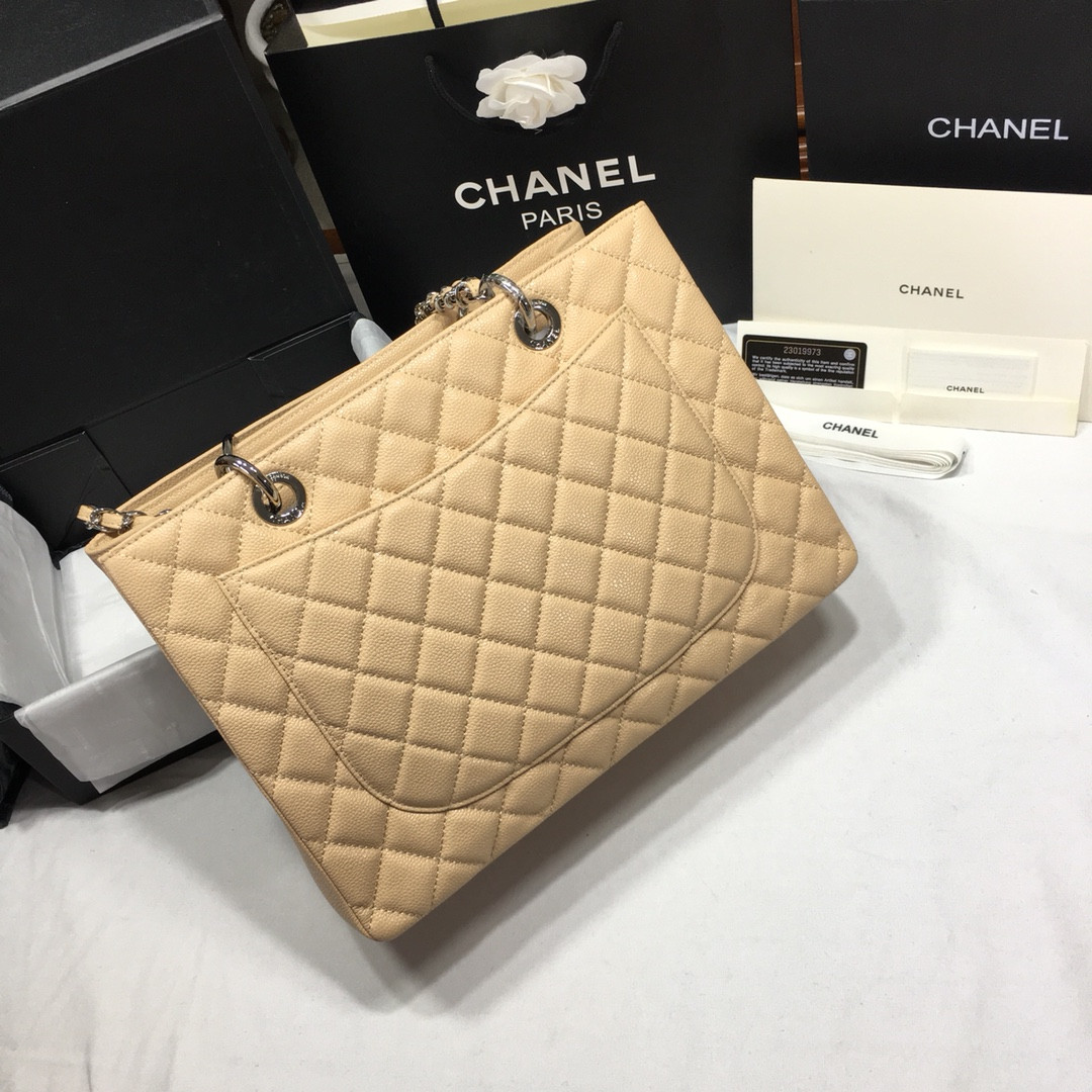 Ch*el gst caviar leather hardware 24x33x13cm