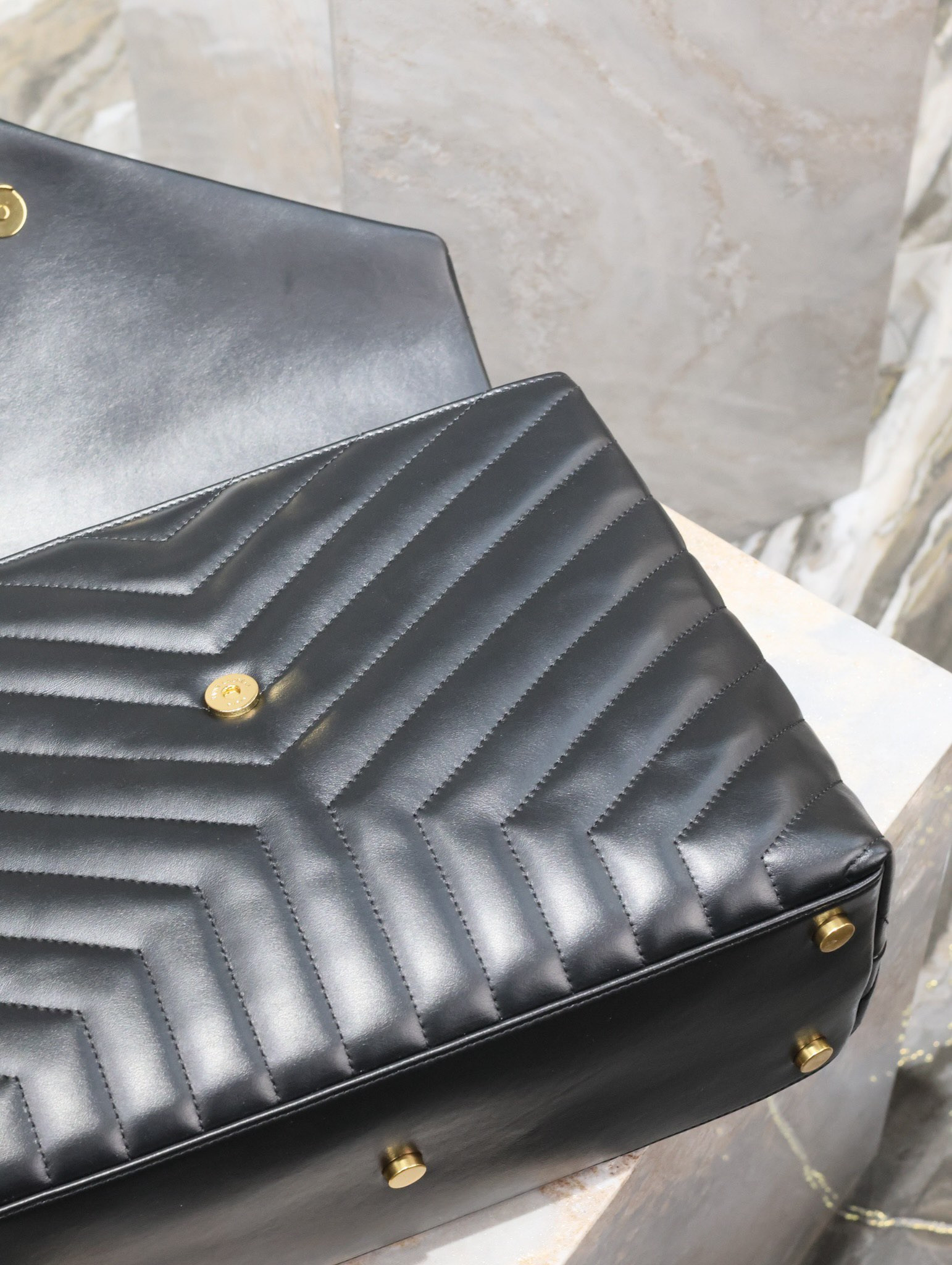 Y*L loulou 36×27×14cm