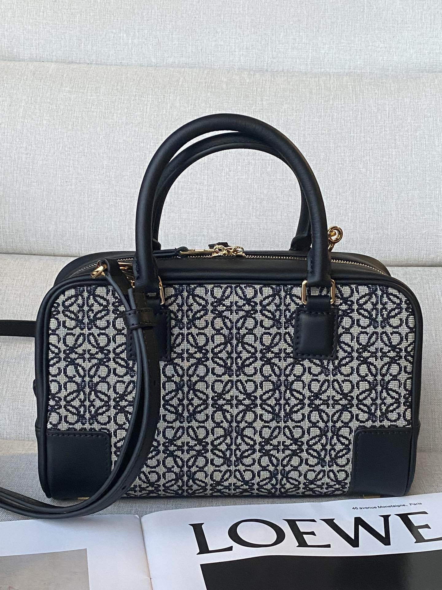 L0ew* amazona 23x15x19cm