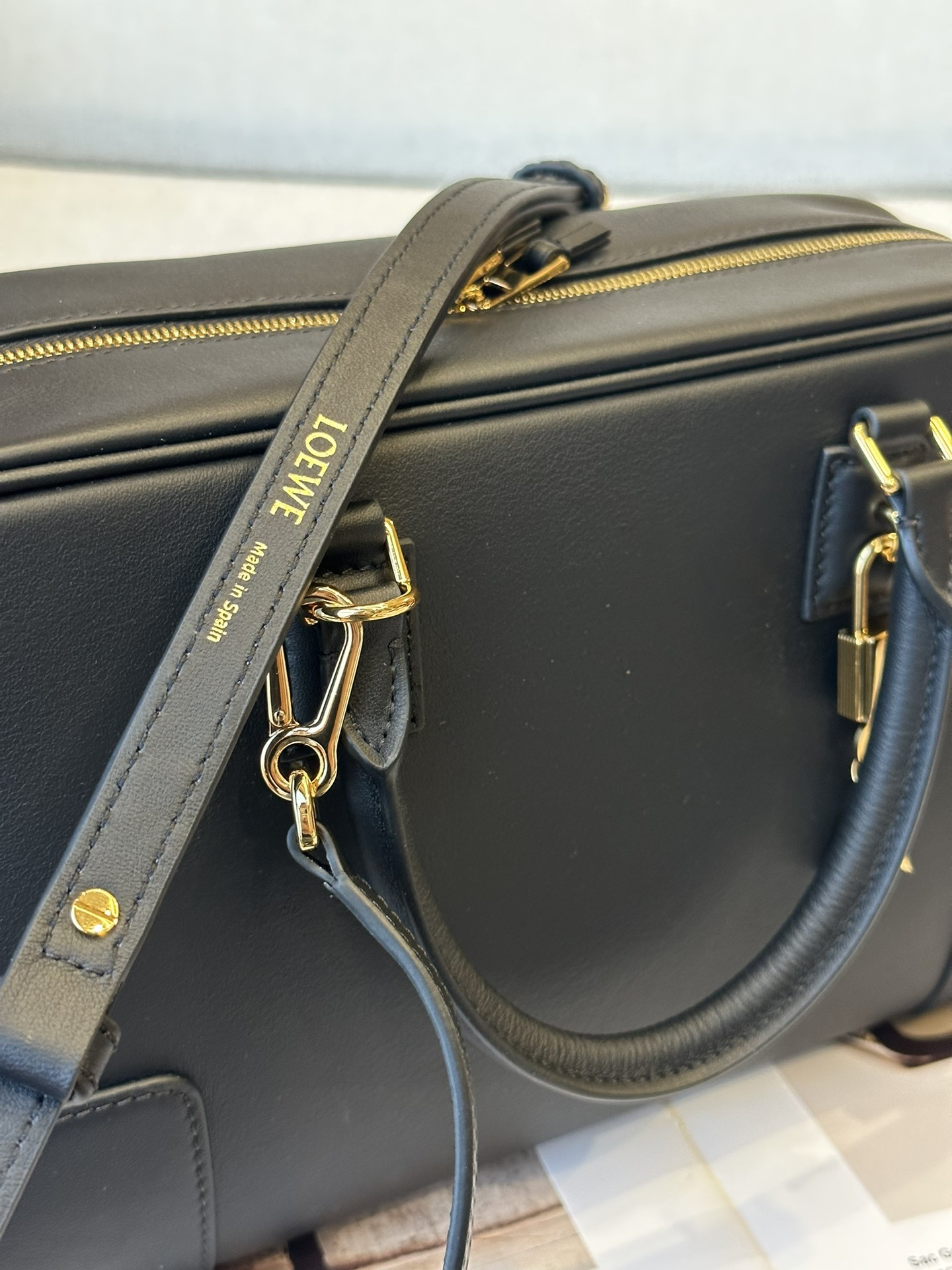 L0ew* amazona 28 bag in nappa calfskin 28x18x11cm