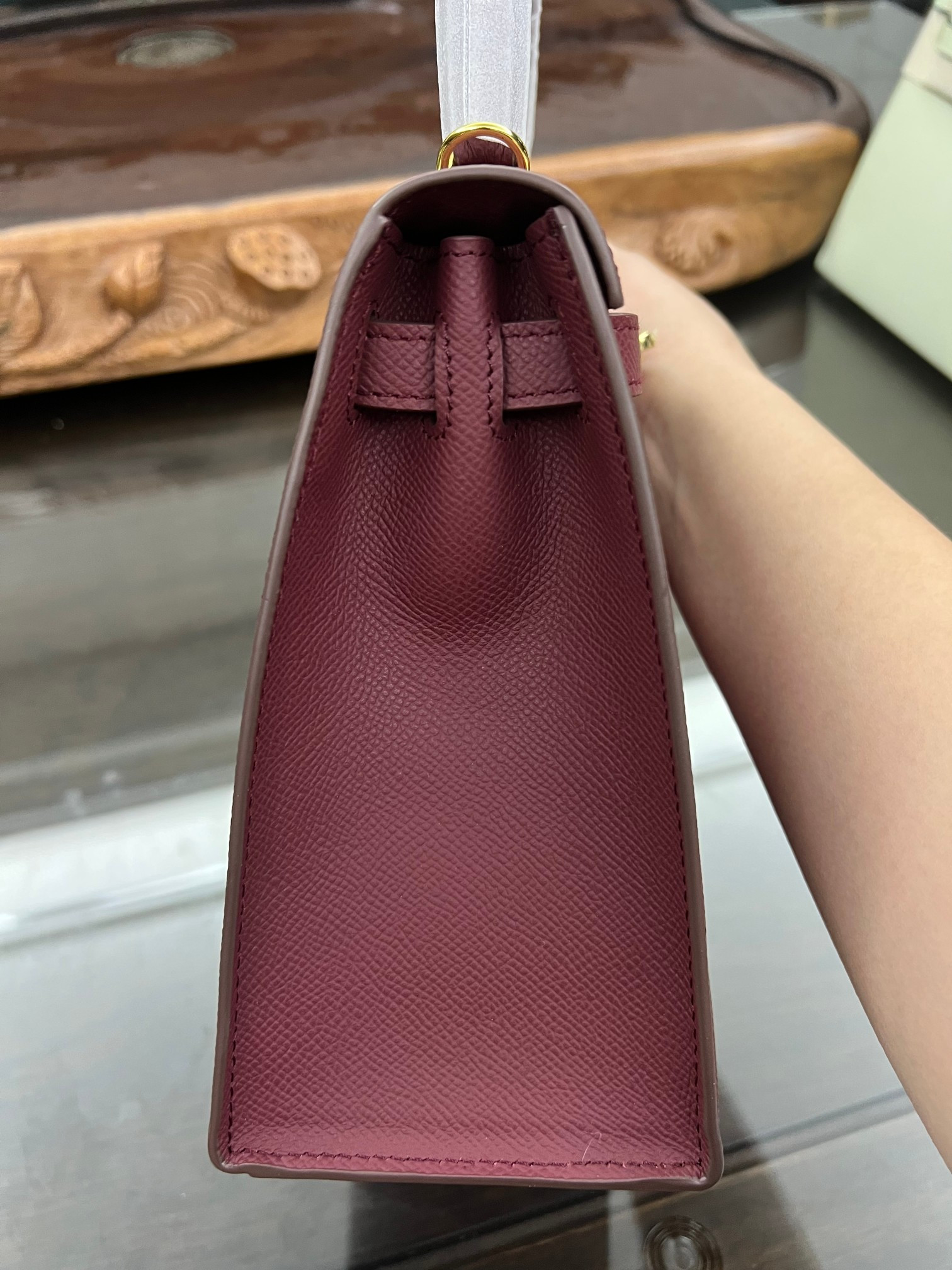 H**mes kelly gold-tone hardware 25 28