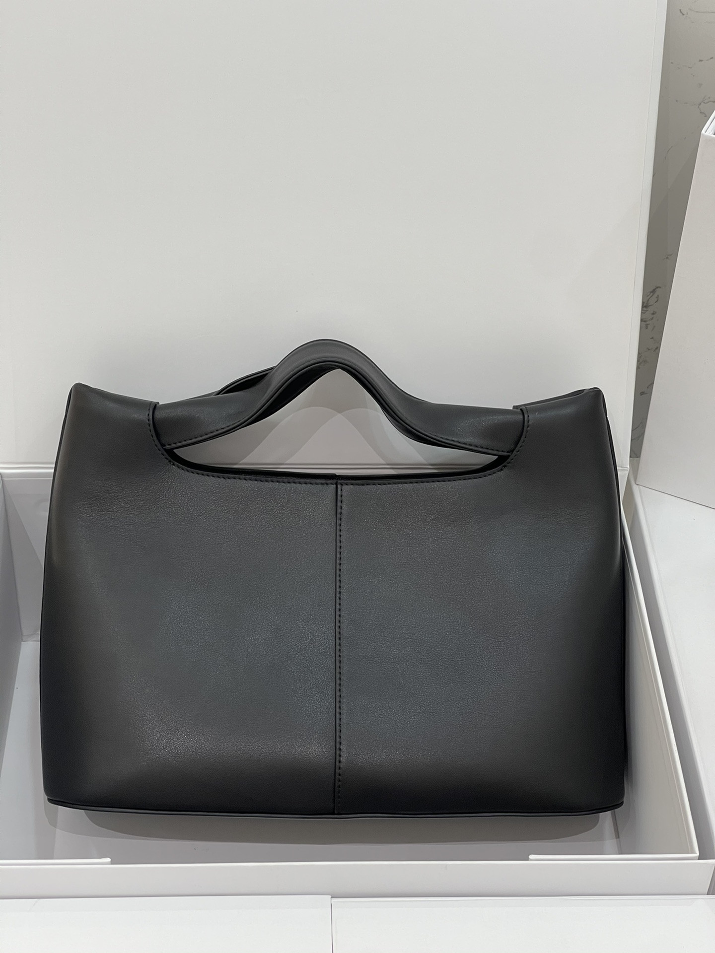 T*e R0w camdem 32x23x14cm