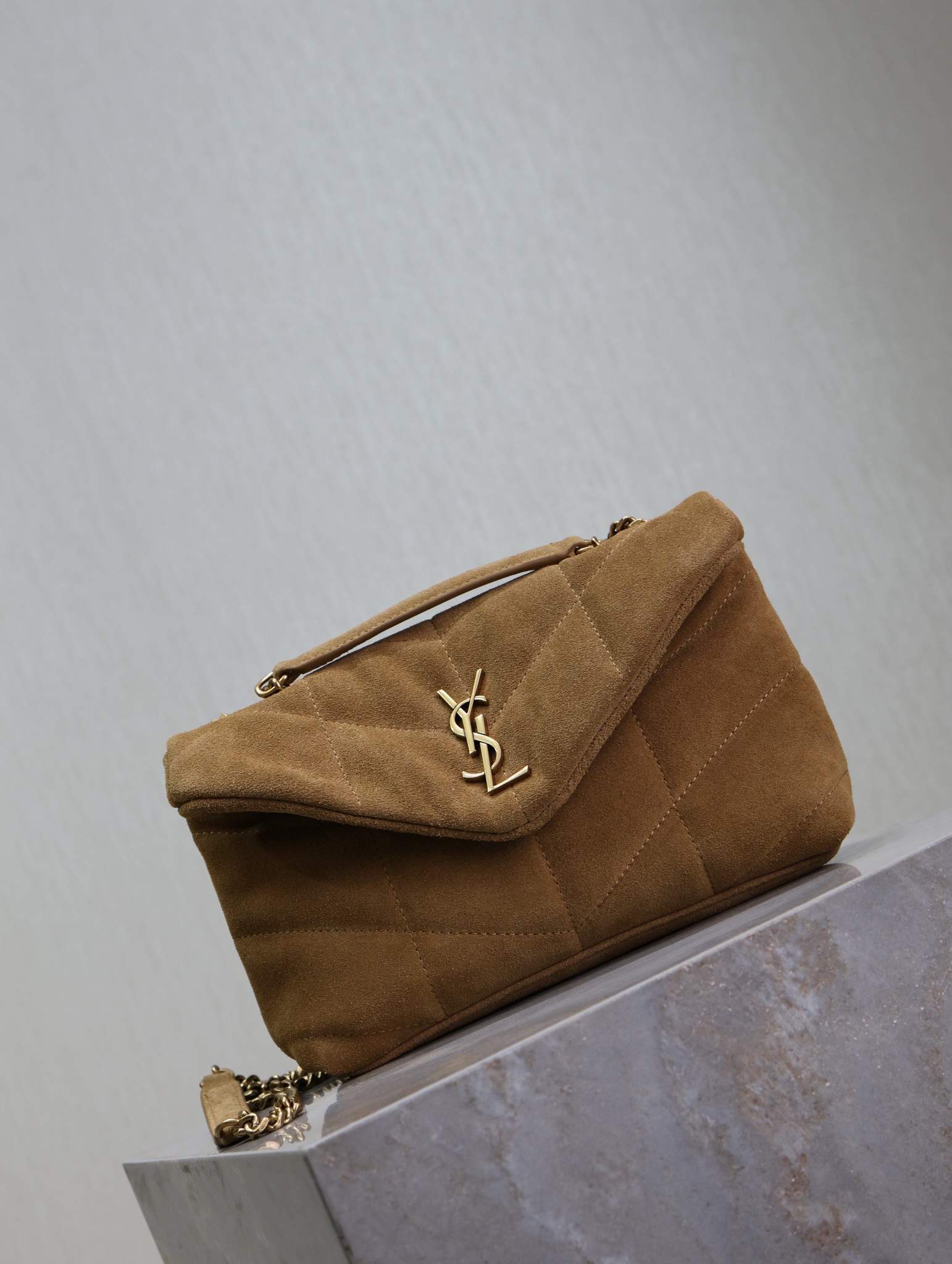 Y*L loulou mini puffer (suede) 23×15.5×8.5cm