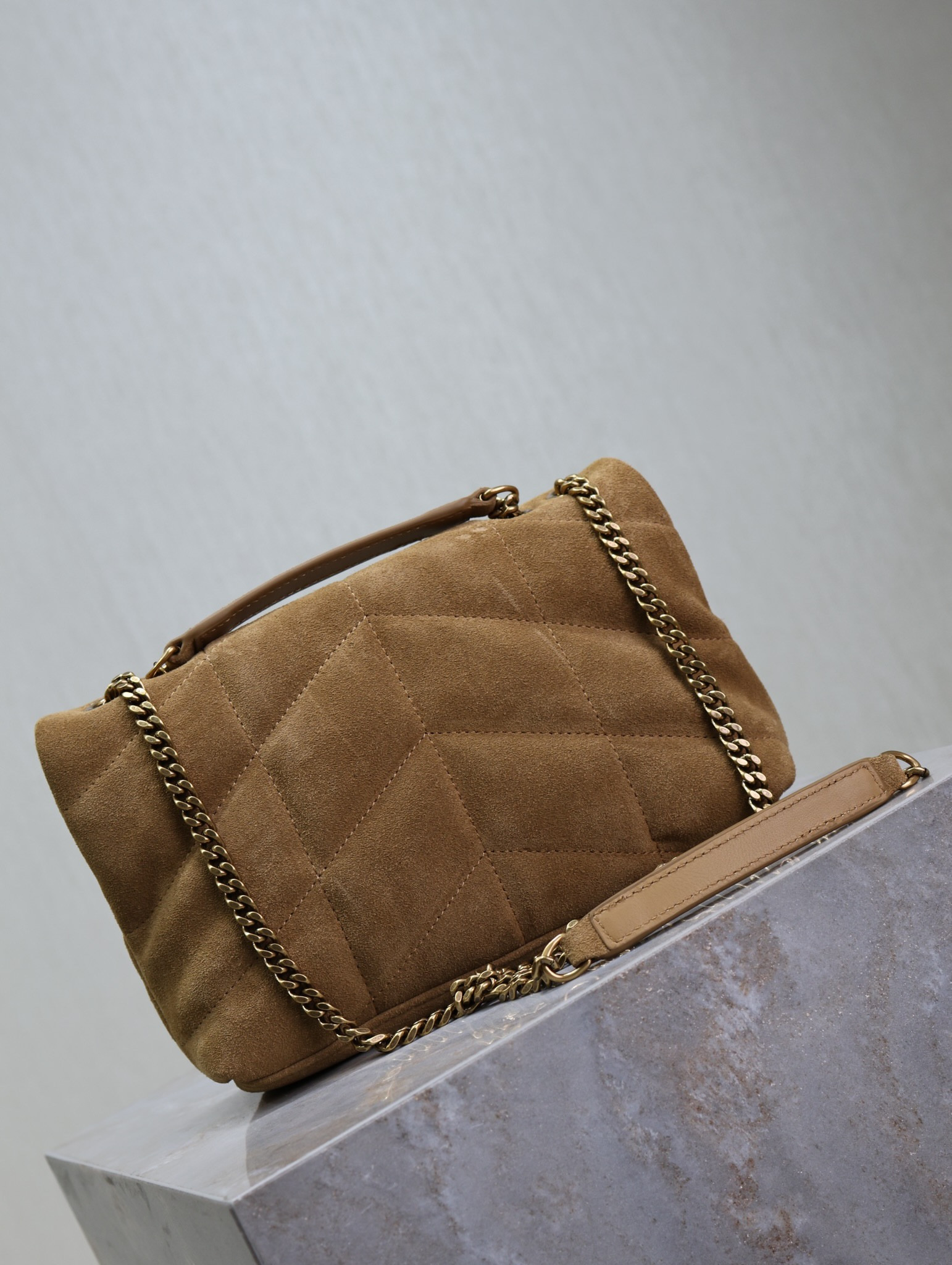Y*L loulou mini puffer (suede) 23×15.5×8.5cm