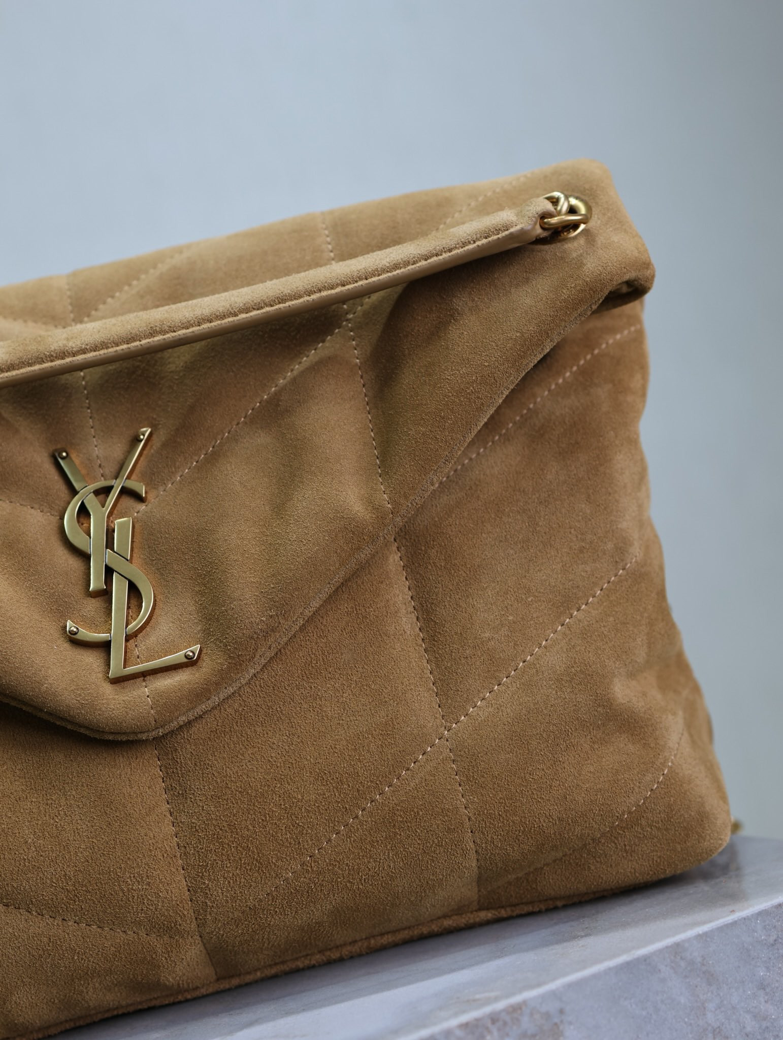 Y*L loulou puffer (suede) 35x23x13.5cm