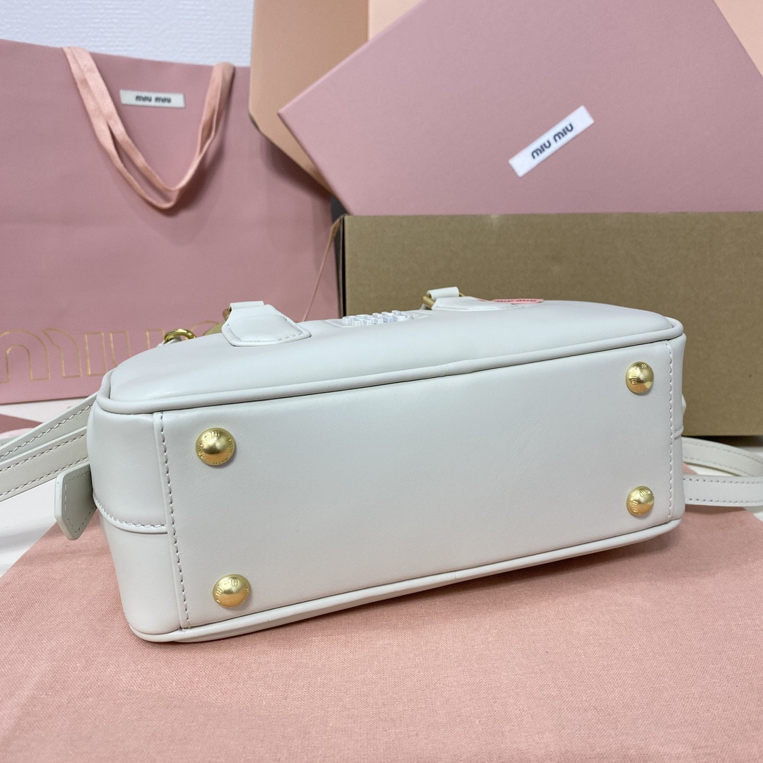M1v M1v arcadie leather bag 10.5x22x7.5cm