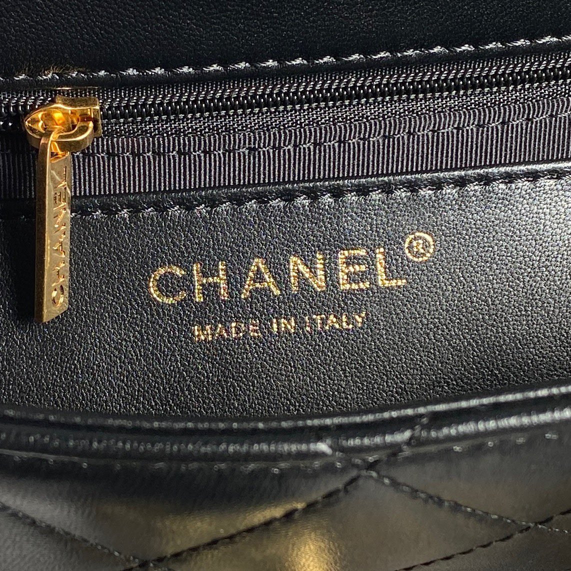 Ch*el fall-winter 2024-25 small flap bag 13x21x7cm