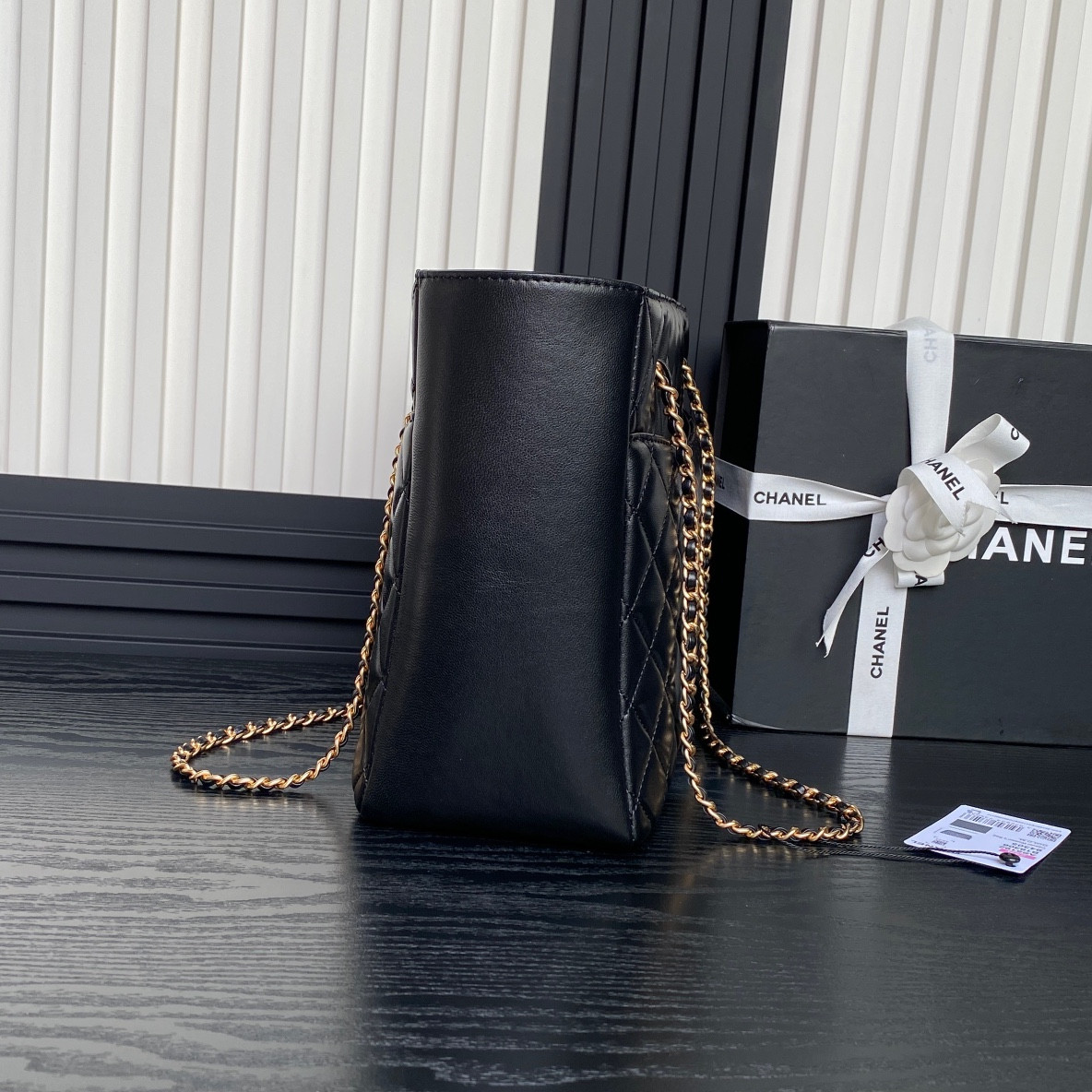 Ch*el shopping bag lambskin 24×32×12cm