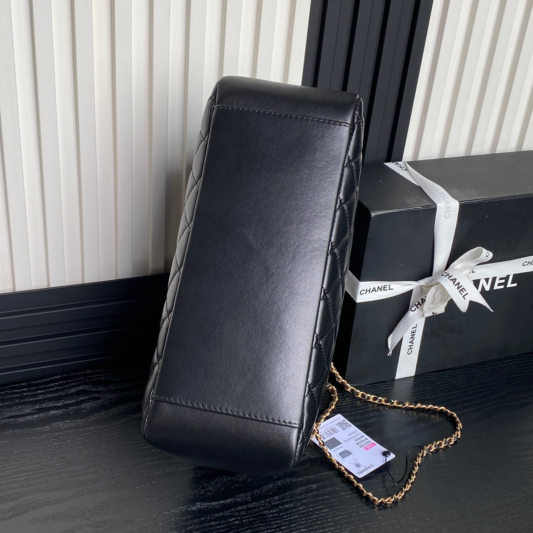 Ch*el shopping bag lambskin 24×32×12cm