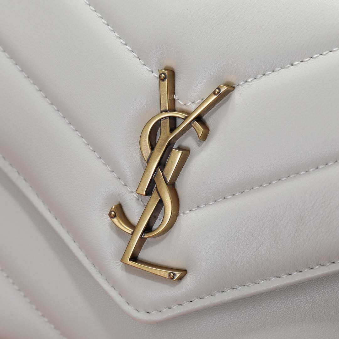 Y*L loulou small in matelassÉ lambskin 24x14x6cm