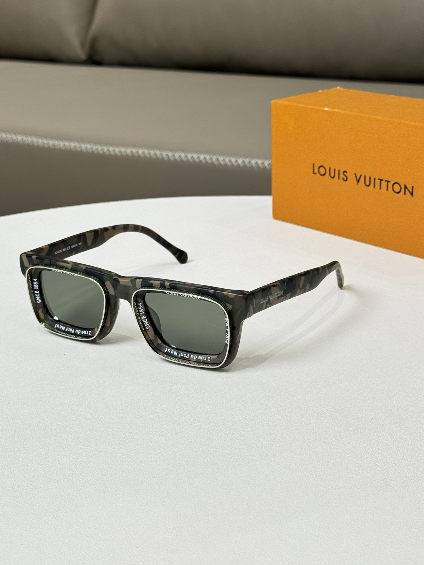 LV Glasses Z2407 Z2405 50-24-145