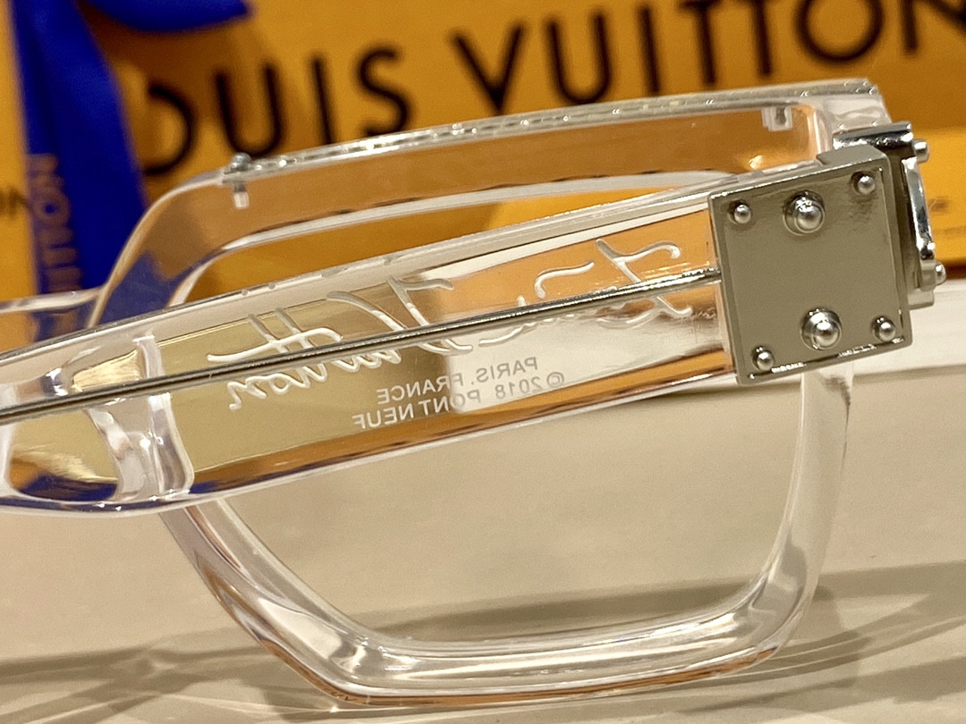 LV Sunglasses Z96006 58-19