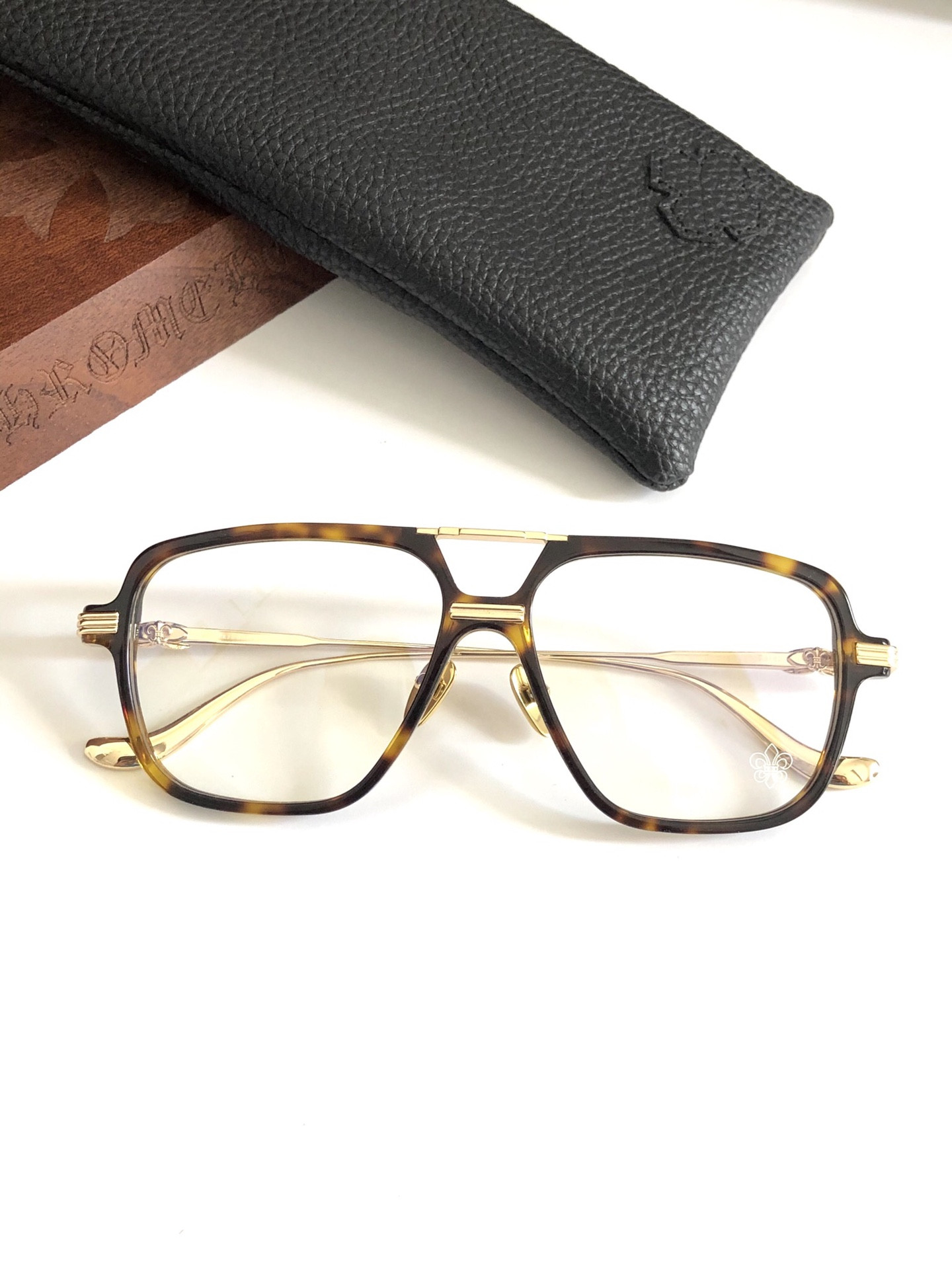 Ch**me He**ts glasses ch8182 57-15-148