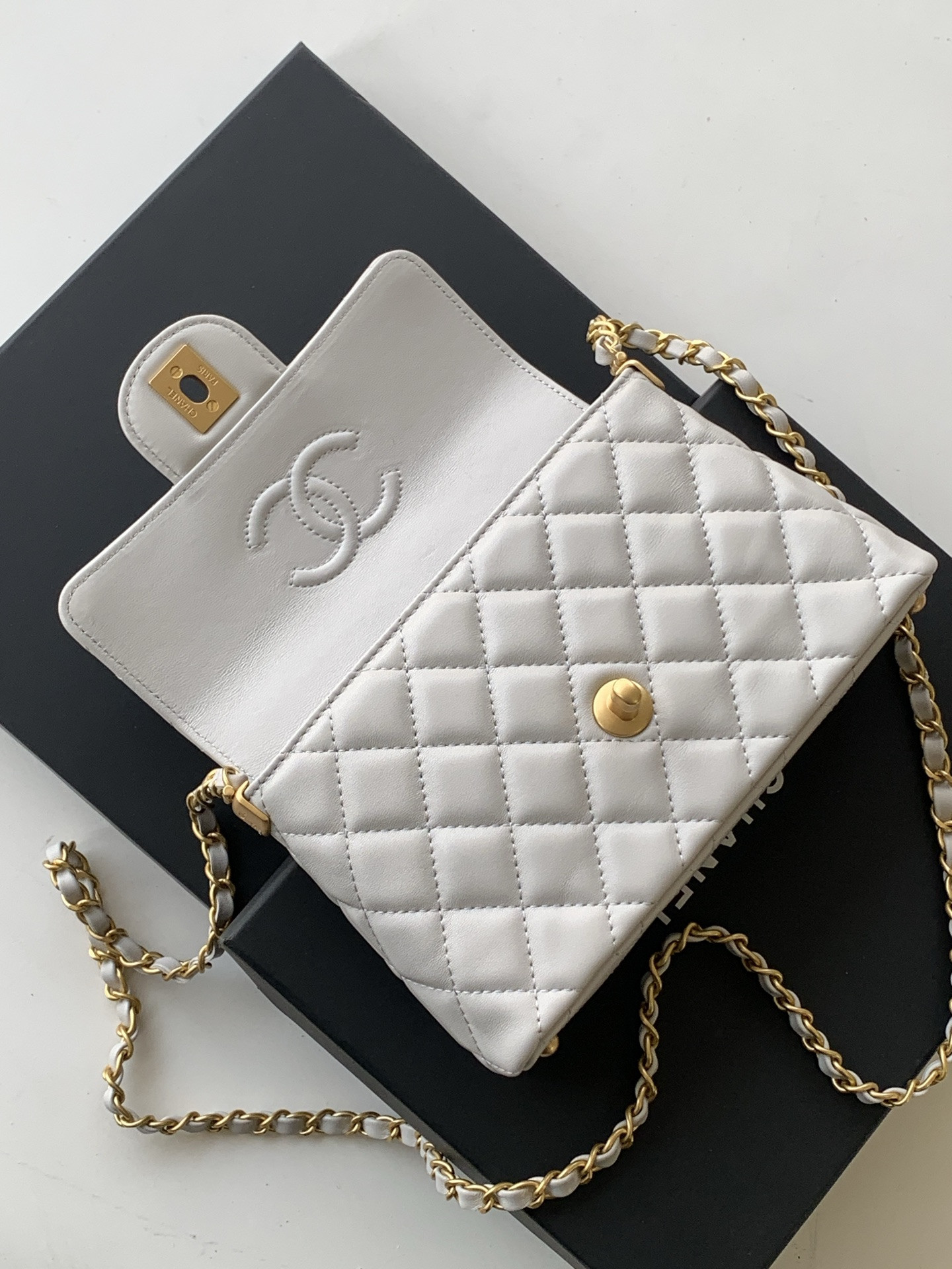 Ch*el small top handle flap bag as5355 14x20x6cm