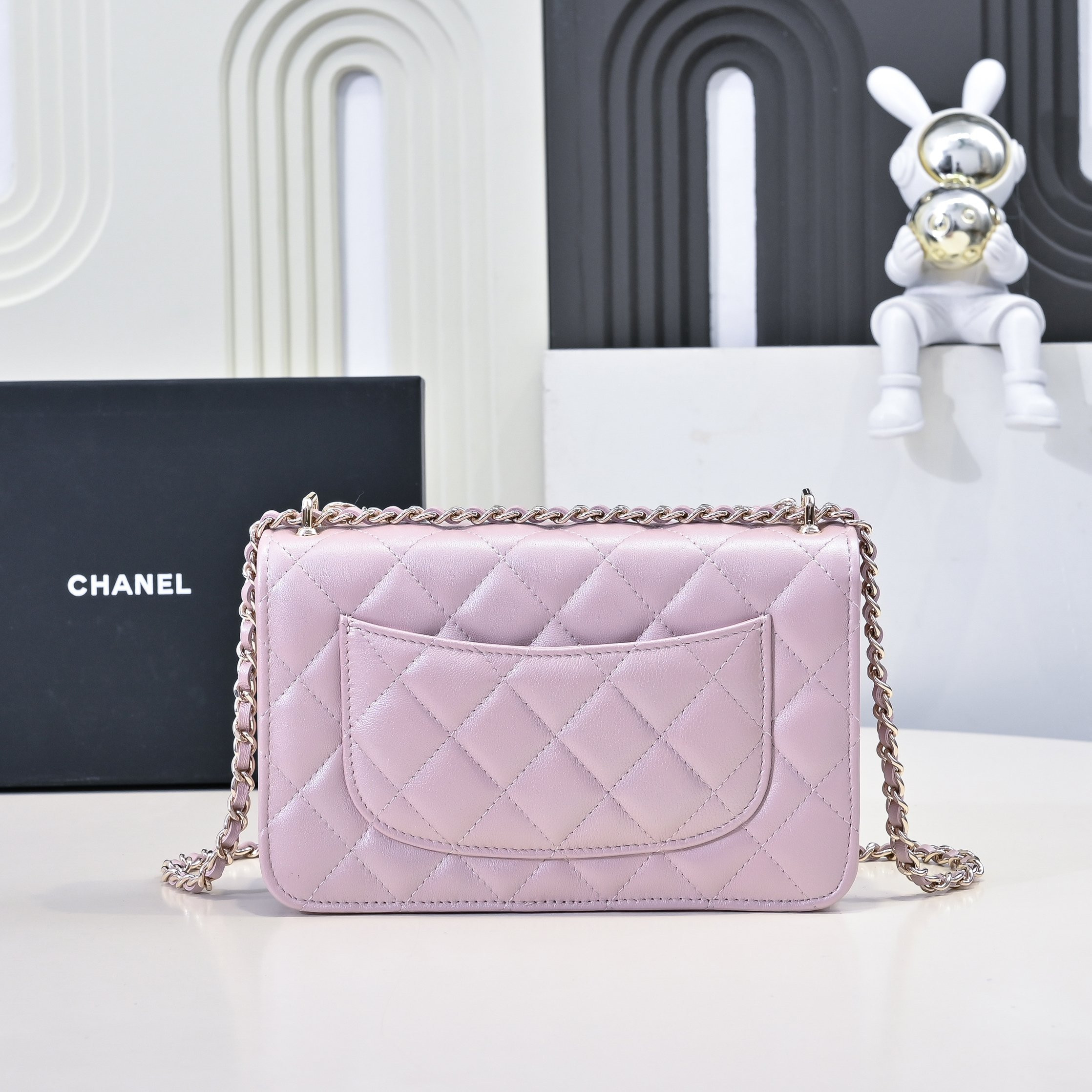 Ch*el spring-summer 2025 pre collection wallet on ap4537 19.5 × 13 × 3.5cm