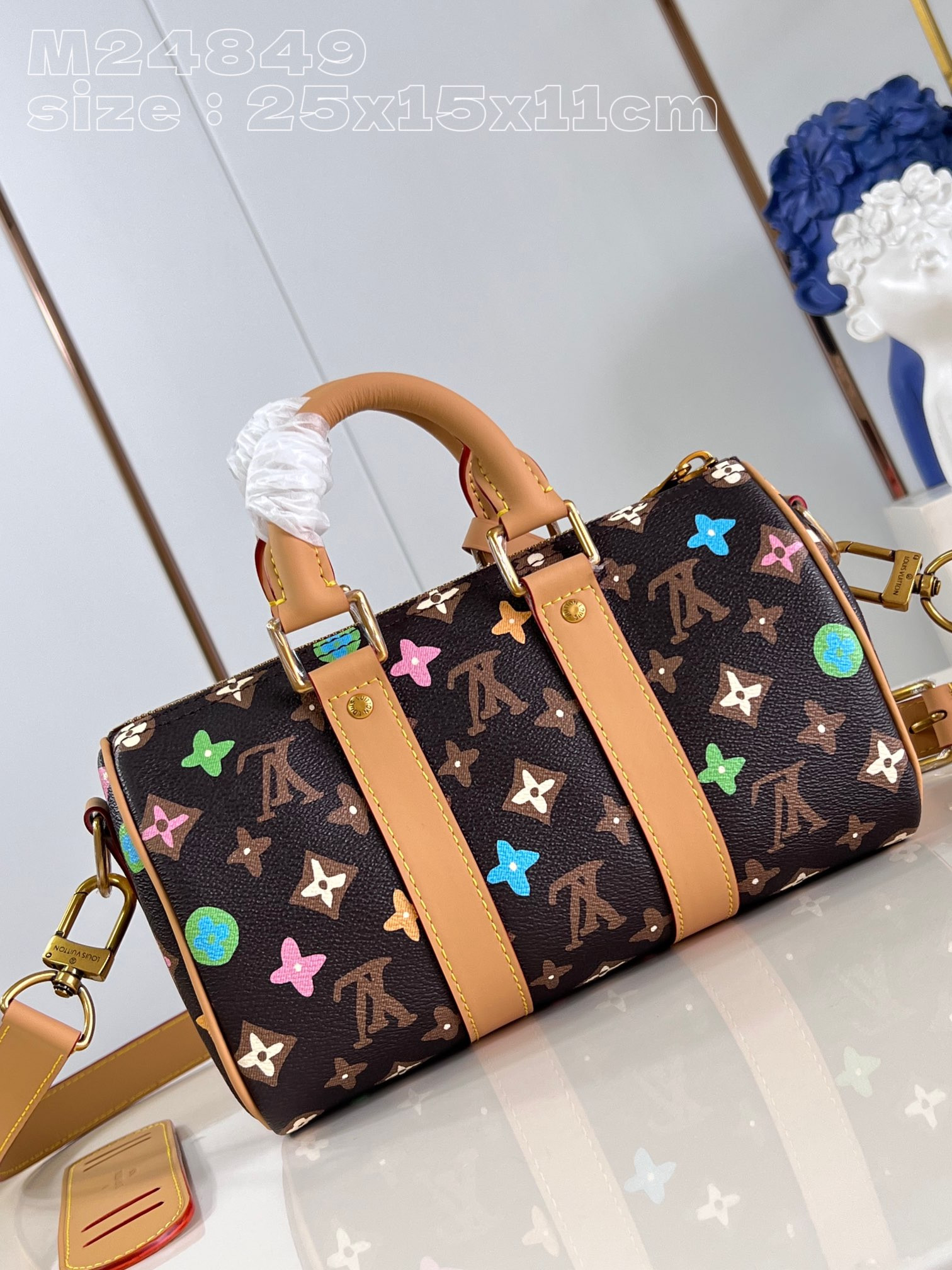 LV Keepall Bandoulière 25 M24849 25 x 15 x 11cm