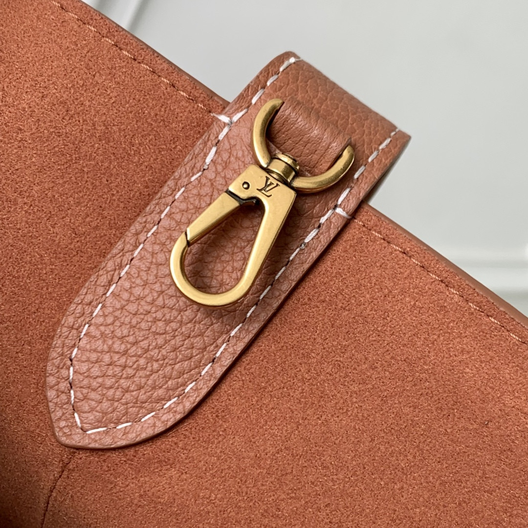 LV Low Key All In BB M14416 16x18x12cm