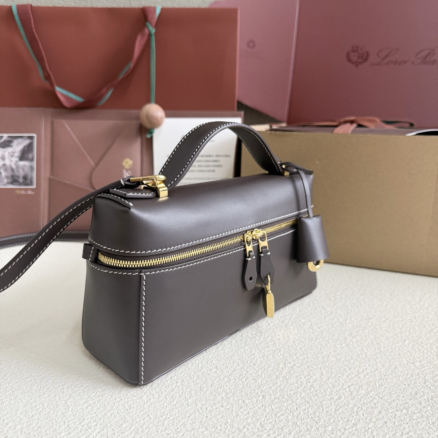 L**o p*ana extra bag l23 23x12x7cm