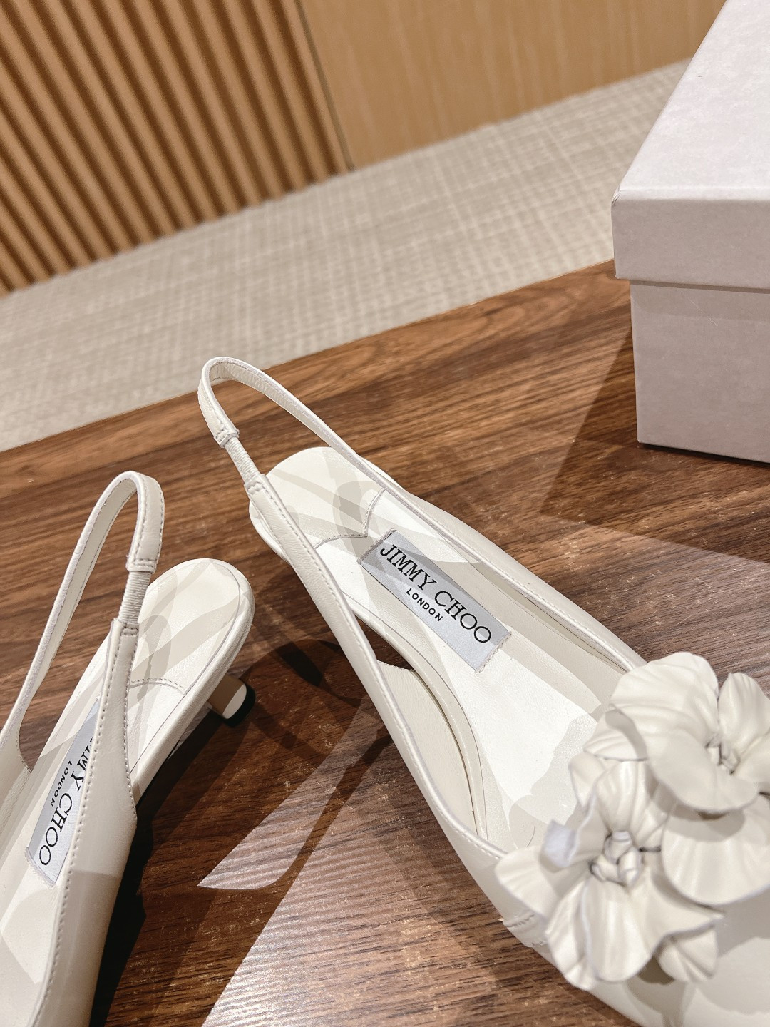 ua Ji*y Ch* rosalia flowers slingbacks 4.5cm