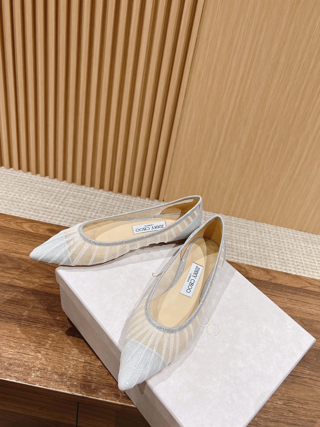 ua Ji*y Ch* flat shoes