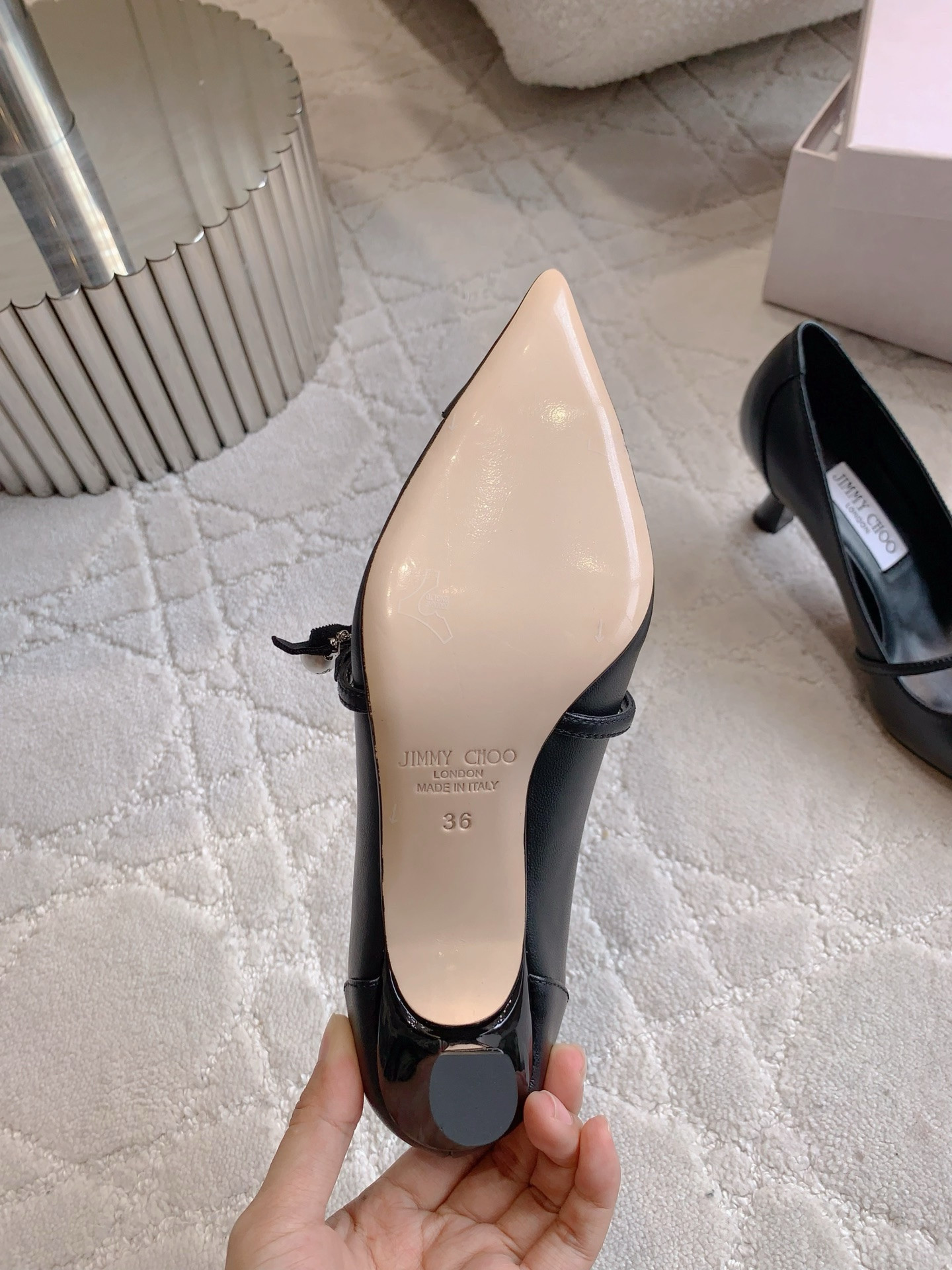 ua Ji*y Ch* aren pumps 6.5cm