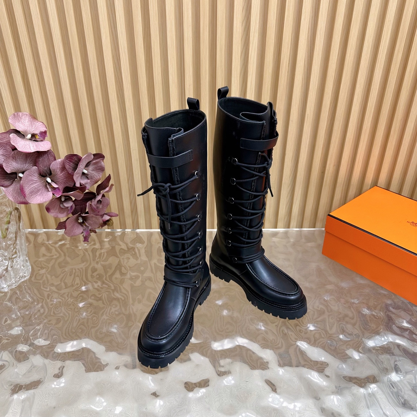 ua H**mes landscape boot