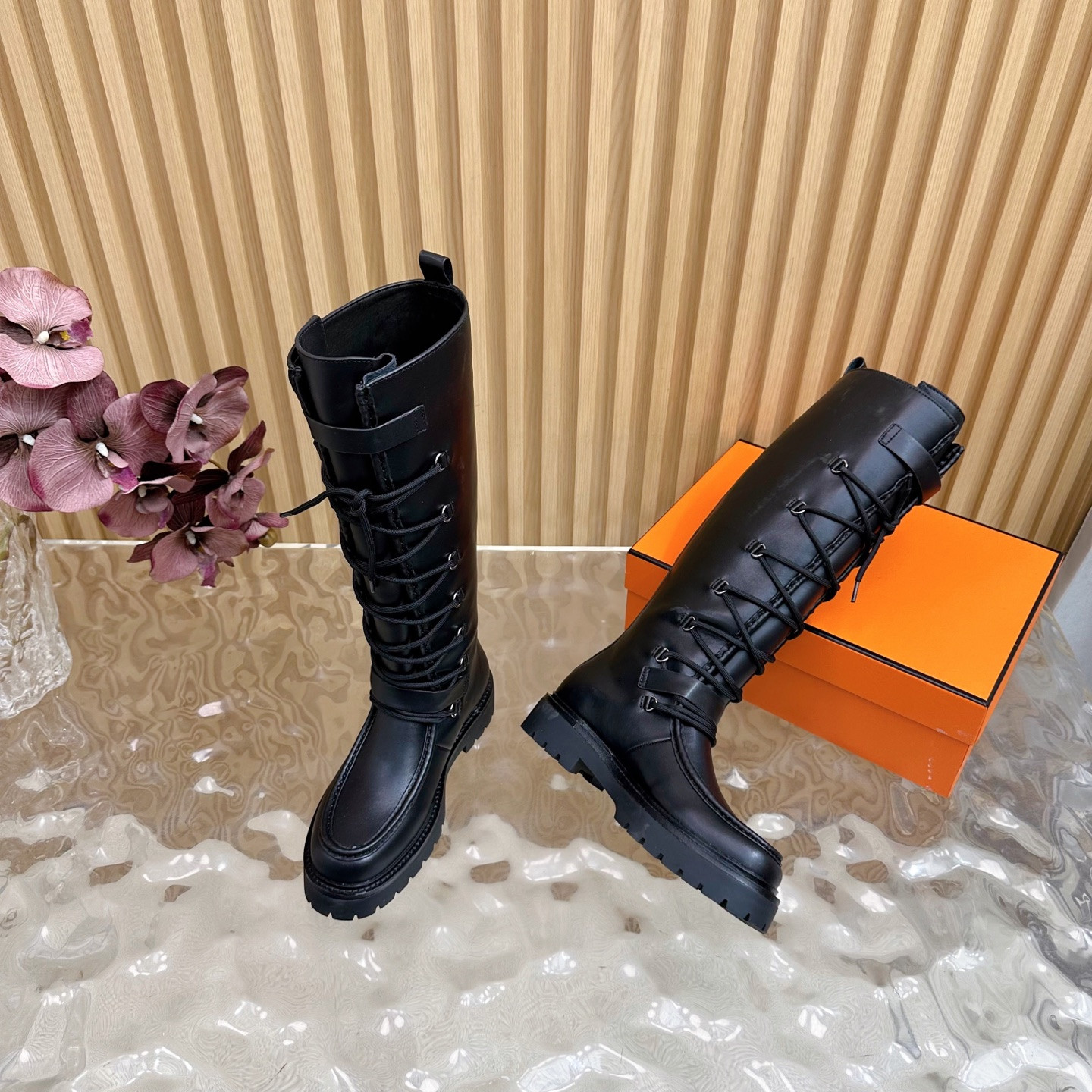ua H**mes landscape boot