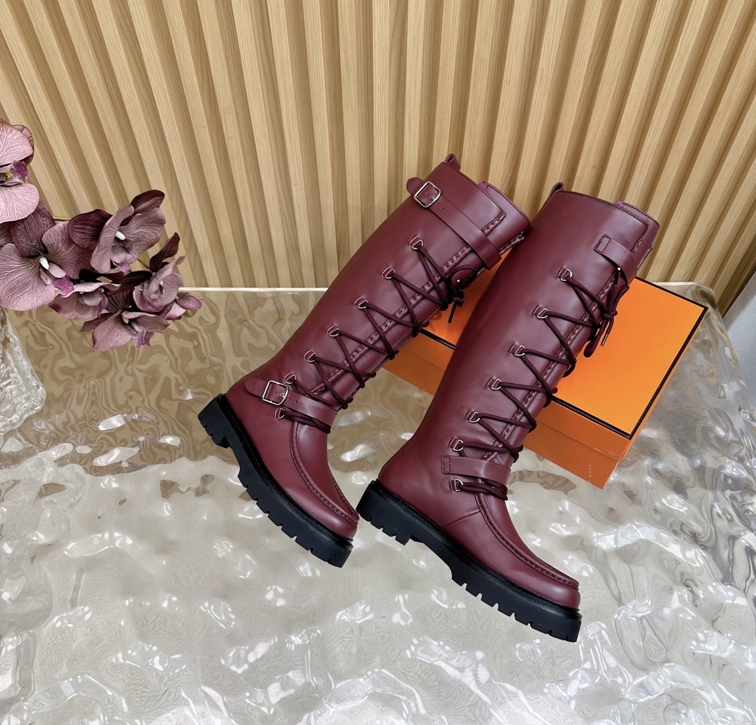 ua H**mes landscape boot