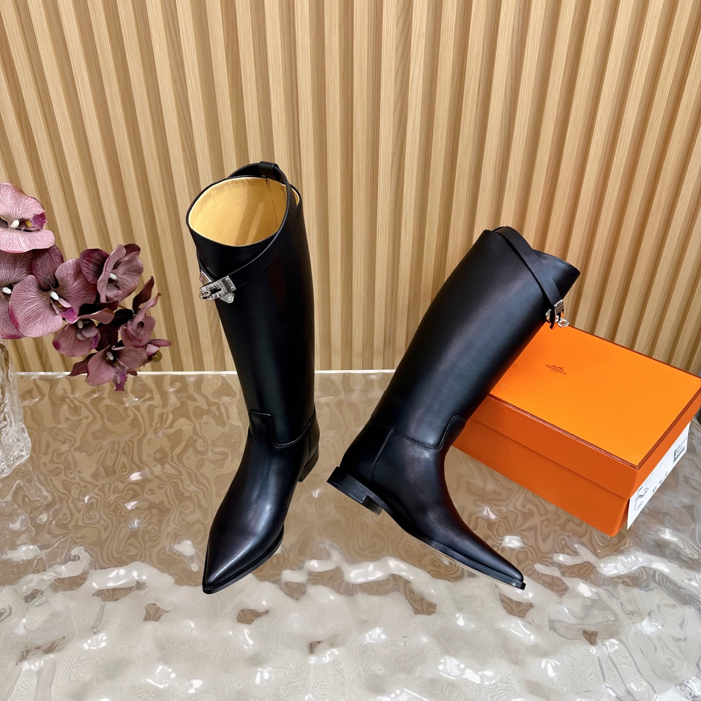 ua H**mes jumping boots