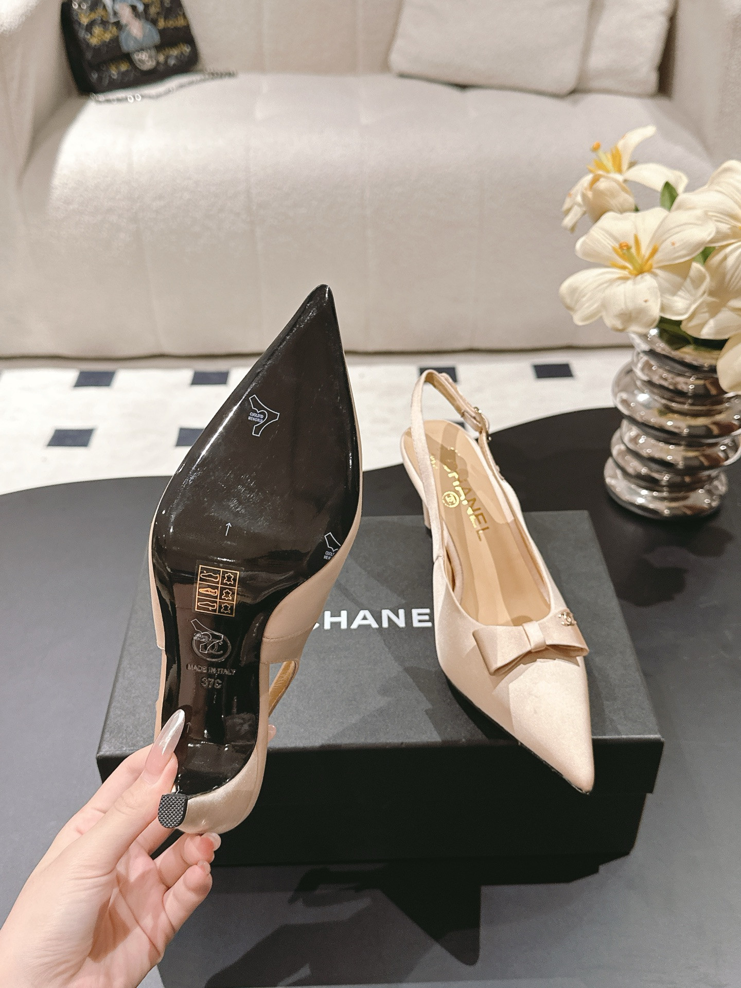 ua Ch*el slingbacks 7.5cm heel