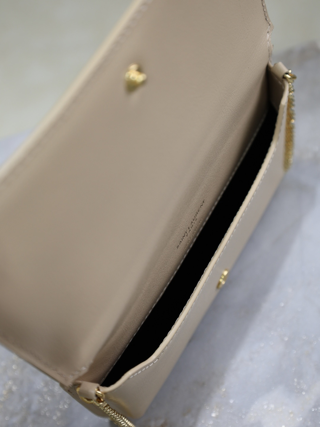 Y*L cassandre phone holder 18.5x11x2.5cm
