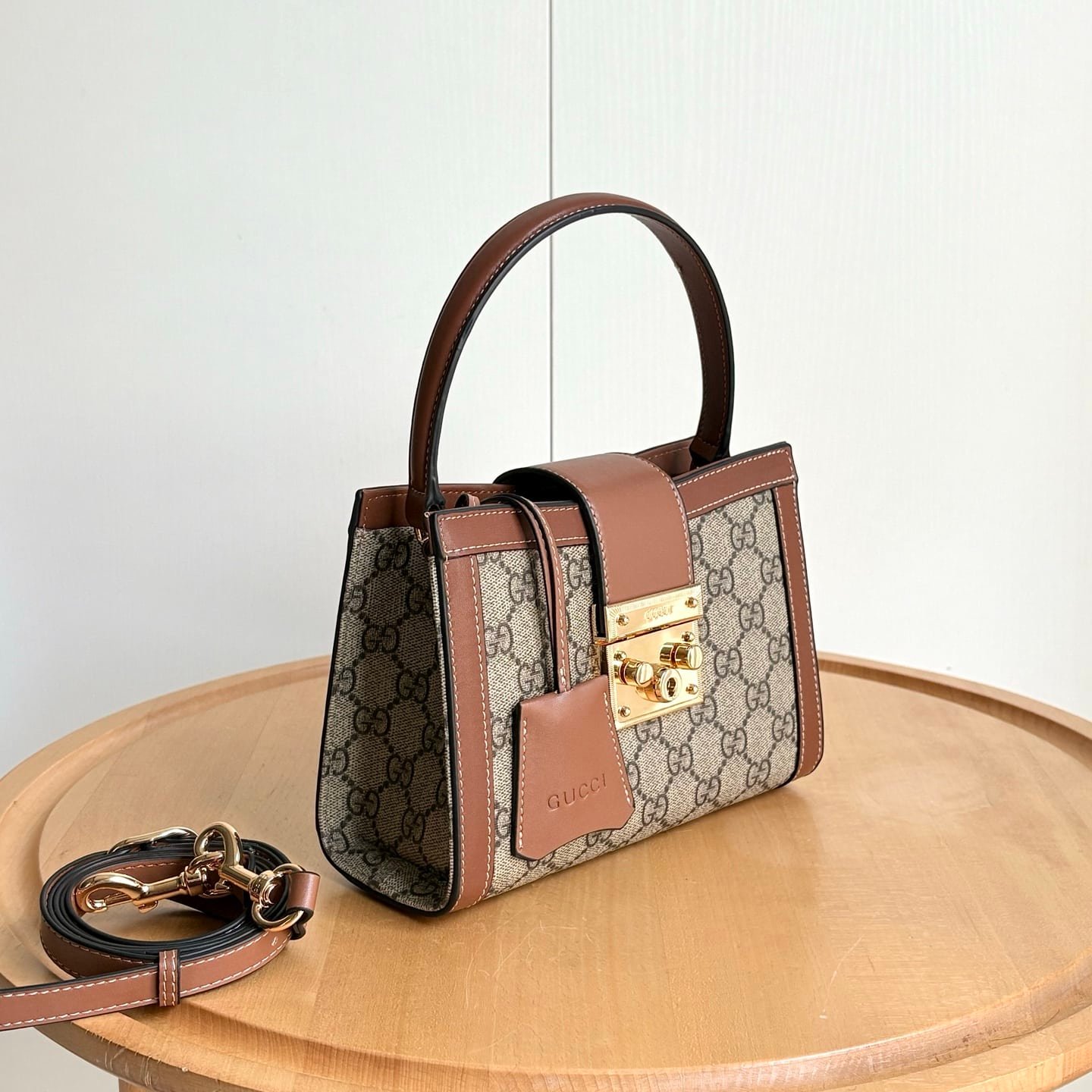 Gvc*1 Padlock Small Top Handle Bag Beige And Dark Brown 20Cm 841653 Fad6L 9758