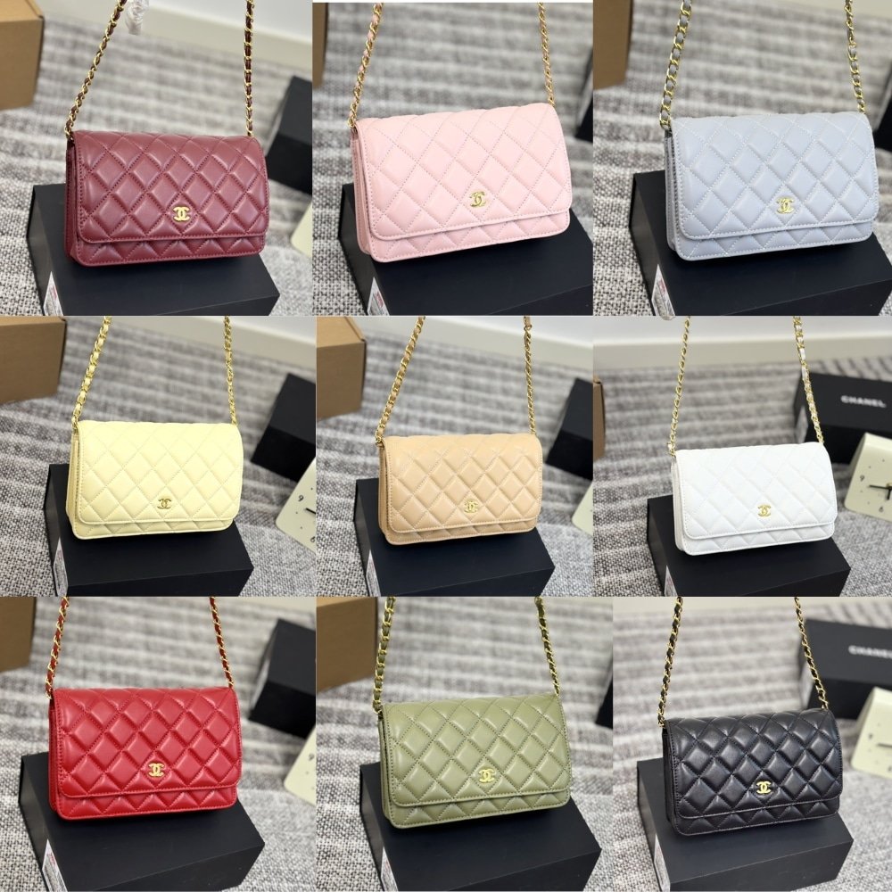 Ch**el Classic Wallet On Chain Gold Light Pink 19Cm Ap0250 Y33352 Ng120