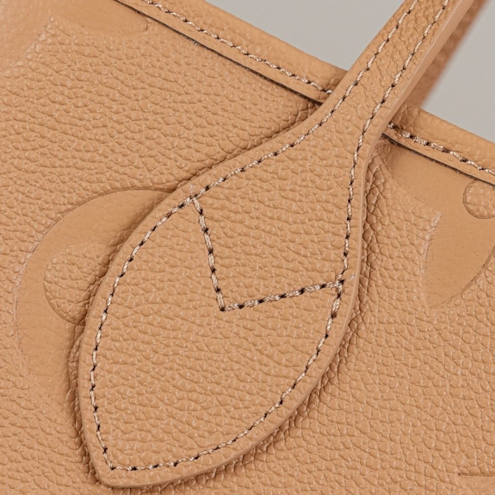 L0vis Vvtt0n Neverfull MM Sand 31Cm M14319