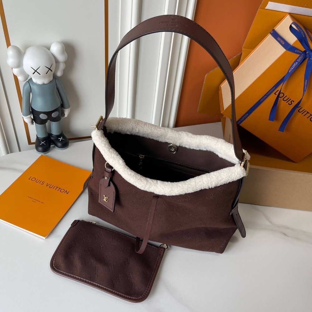 L0vis Vvtt0n Carryall PM Chocalate Brown 29Cm M26421
