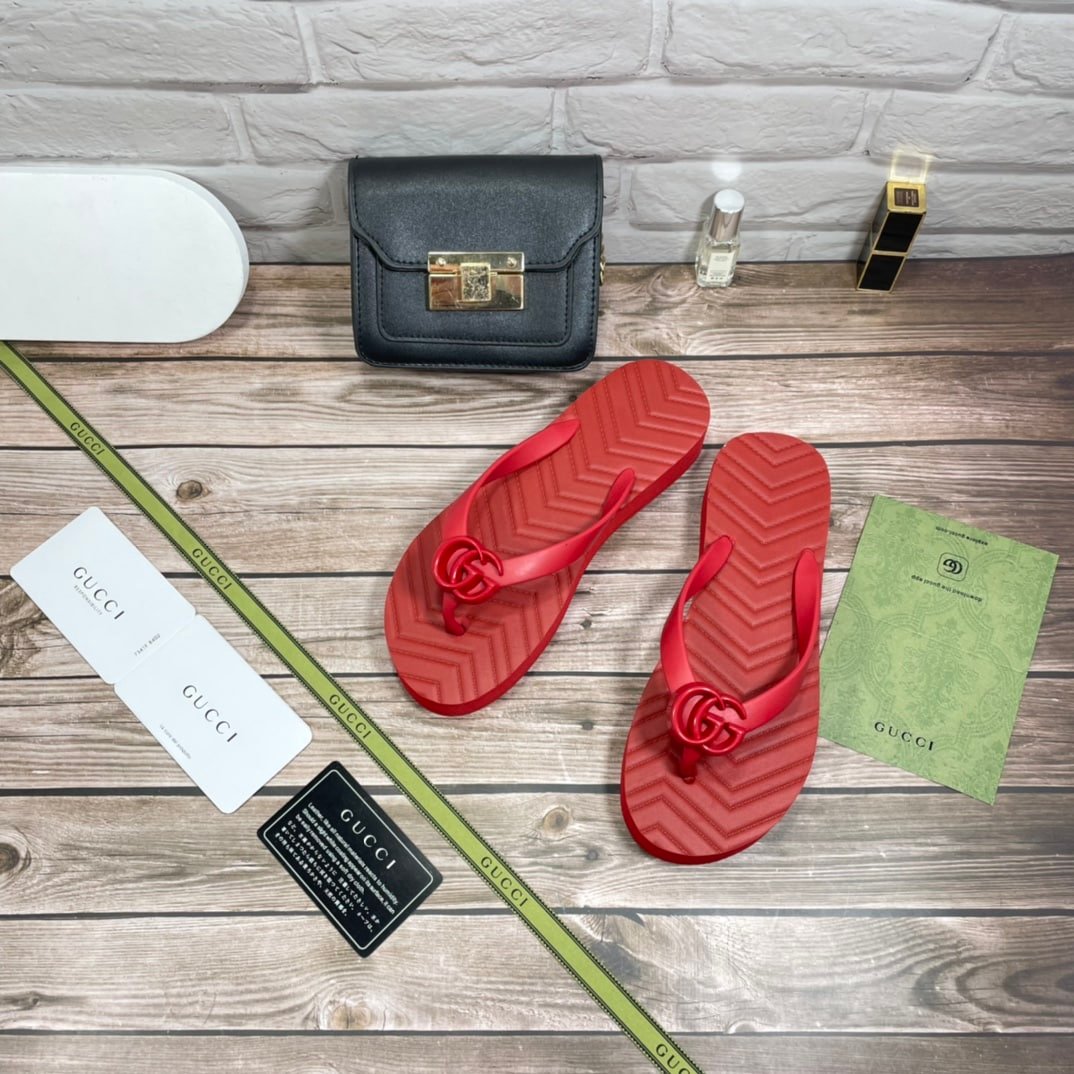 Gvc*1 Women’S Chevron Thong Sandal Hibiscus Red Rubber 655463 J8710 6433