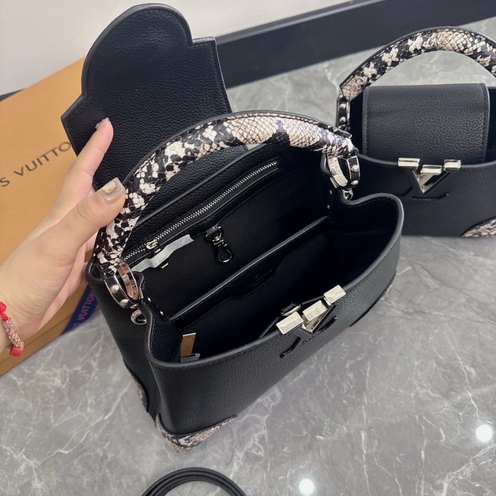 L0vis Vvtt0n Capucines Python Handbag 27Cm