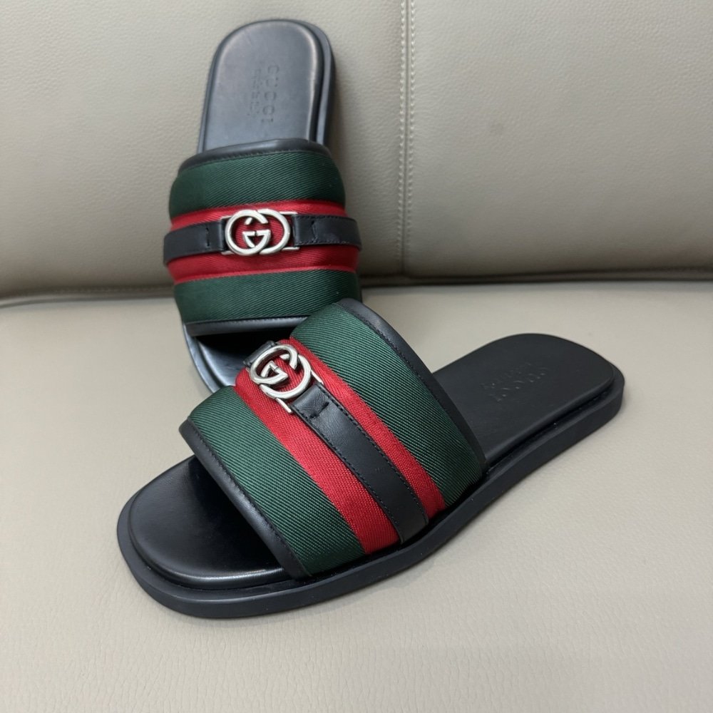 Gvc*1 Men Slide Sandal With Interlocking G Green And Red 835091 Haahh 8449